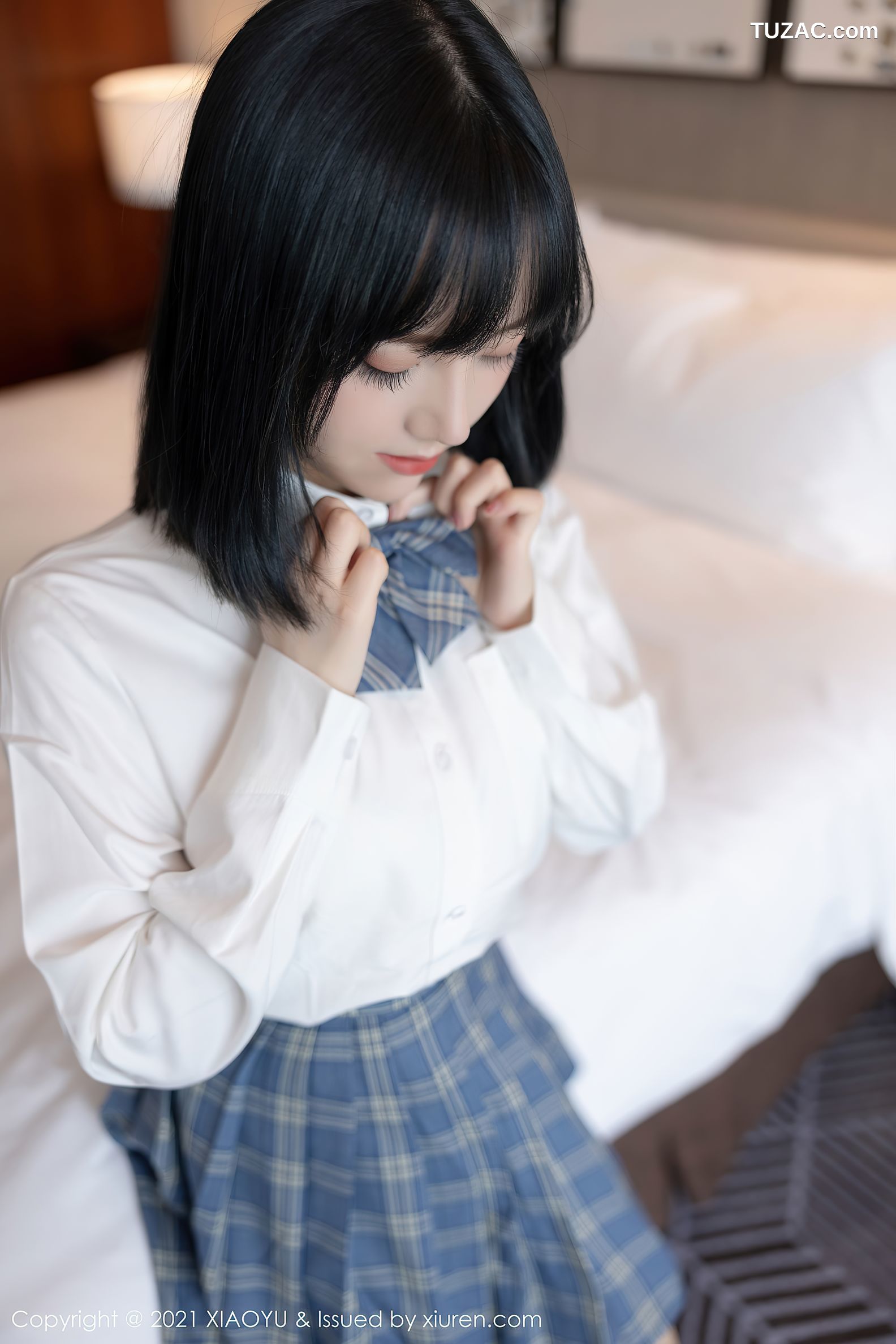 XiaoYu语画界-508-豆瓣酱-制服粉色内裤-2021.04.14