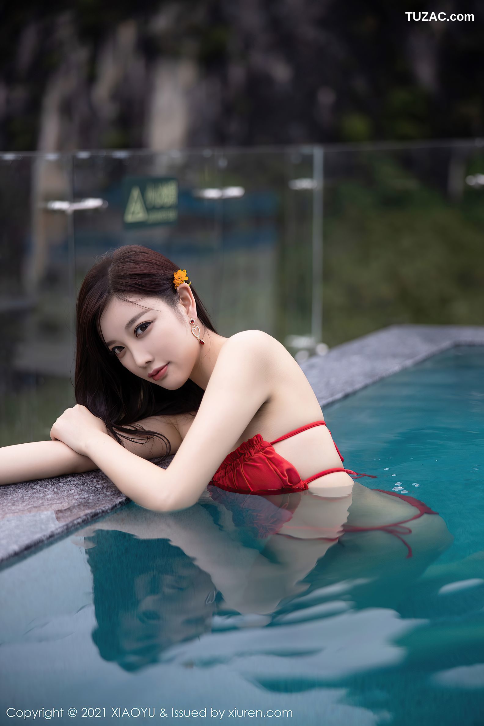 XiaoYu语画界-514-杨晨晨-清远旅拍-户外泳池性感比基尼-2021.04.23