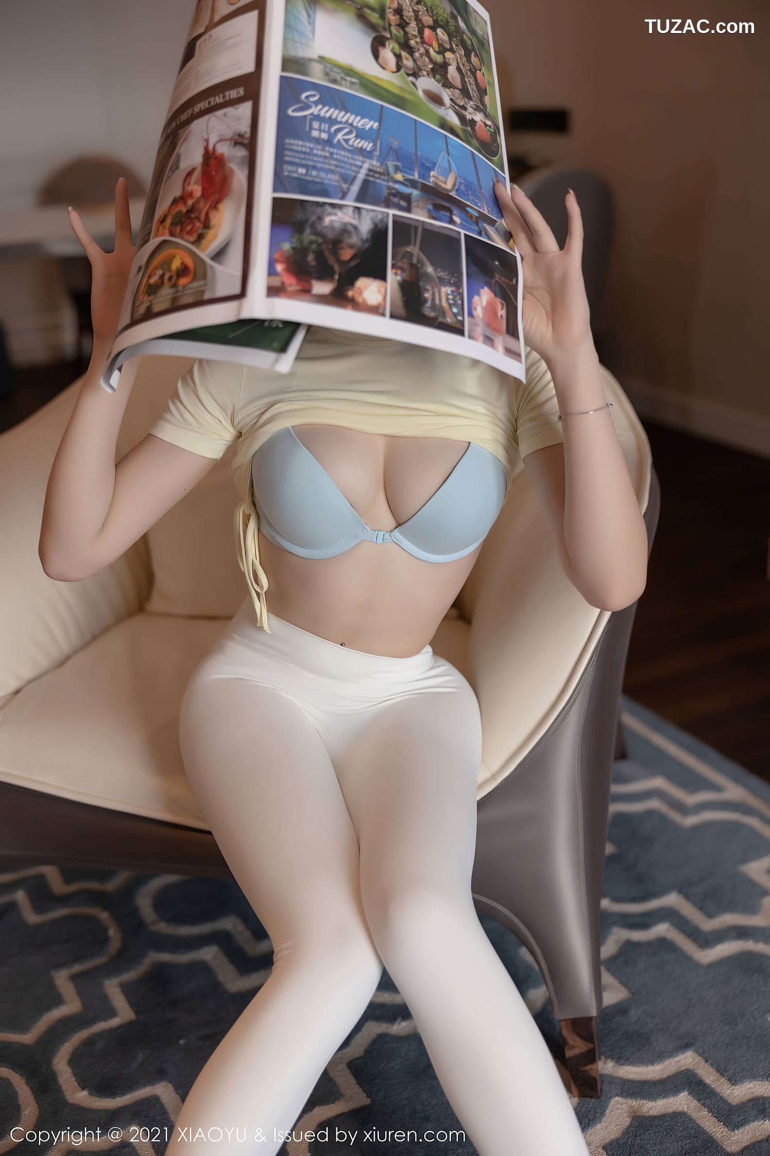 XiaoYu语画界-517-芝芝-白色紧身服饰-2021.04.27