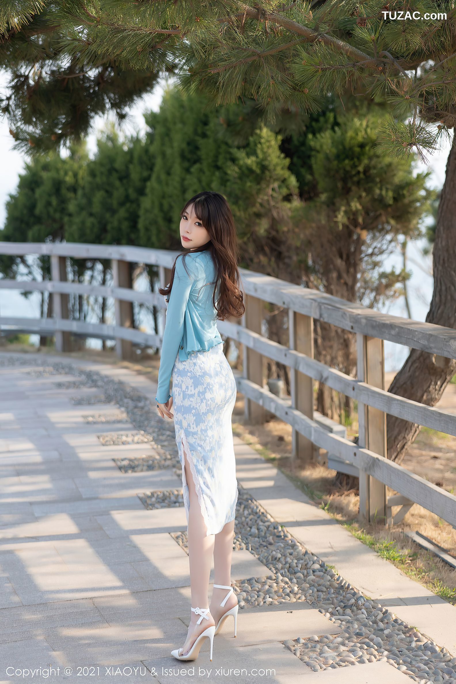 XiaoYu语画界-526-芝芝-青岛旅拍-性感内衣肉丝-2021.05.12