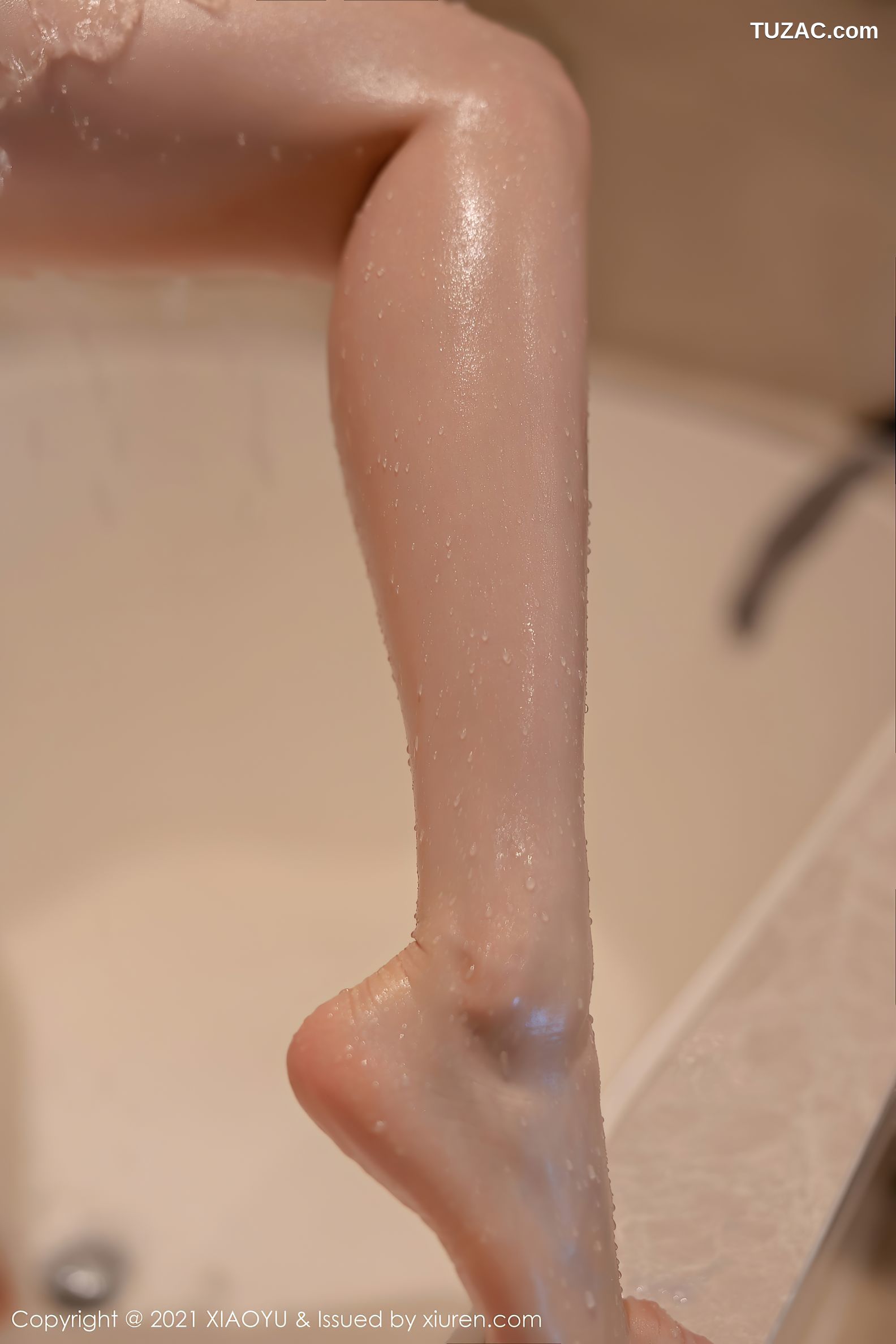 XiaoYu语画界-532-豆瓣酱-浴缸魅惑情趣内衣黑丝吊带袜湿身-2021.05.20