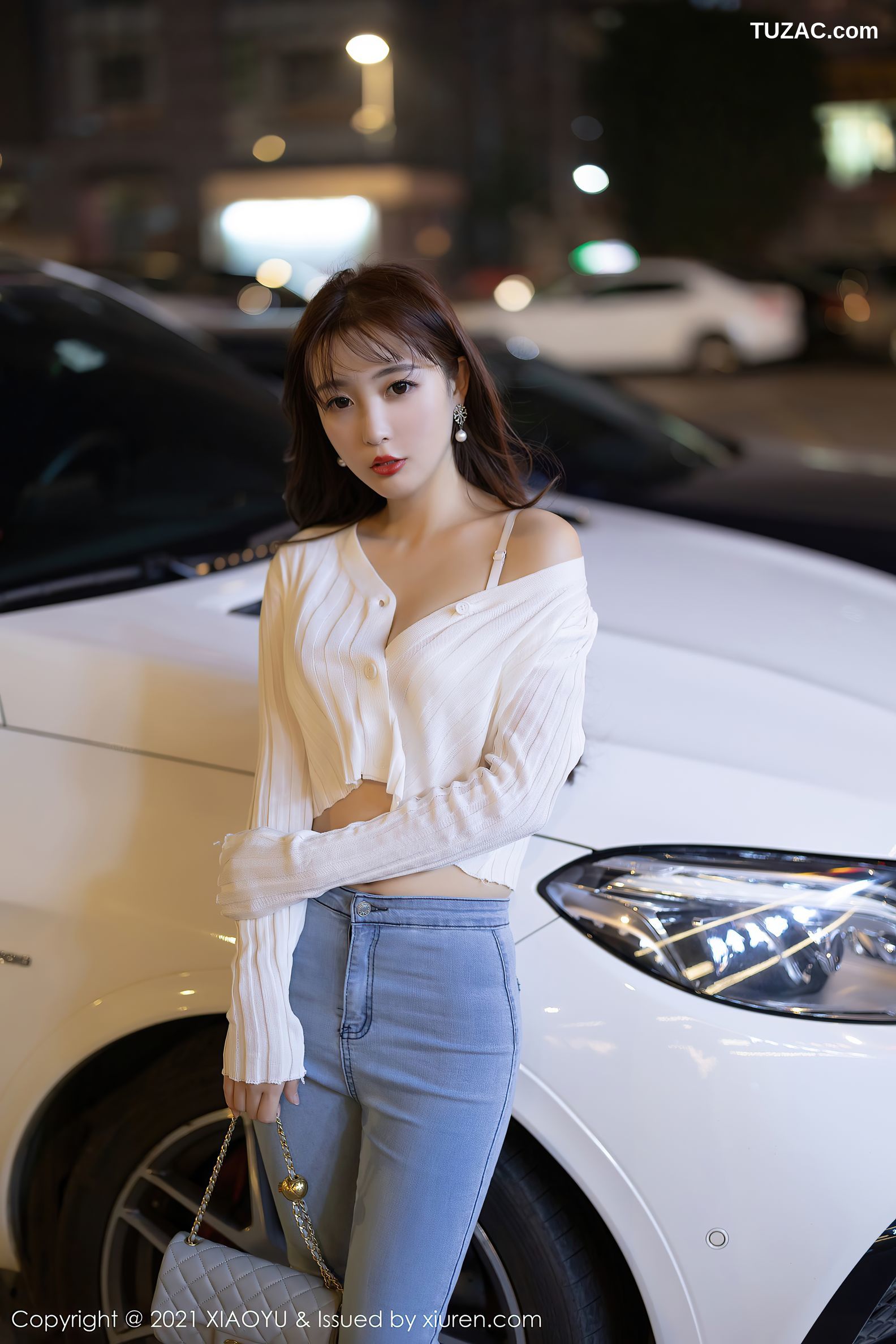 XiaoYu语画界-539-林星阑-户外牛仔裤街拍-香车内完美身材诱惑-2021.05.31