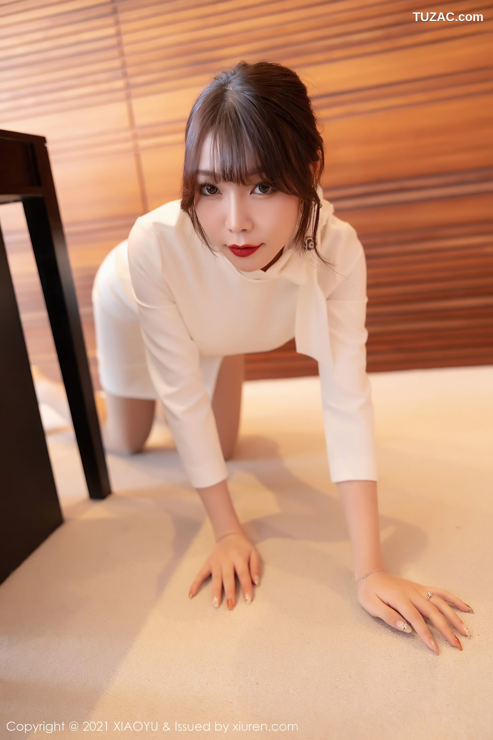 XiaoYu语画界-544-芝芝-青岛旅拍-典雅制服连身裙-2021.06.07