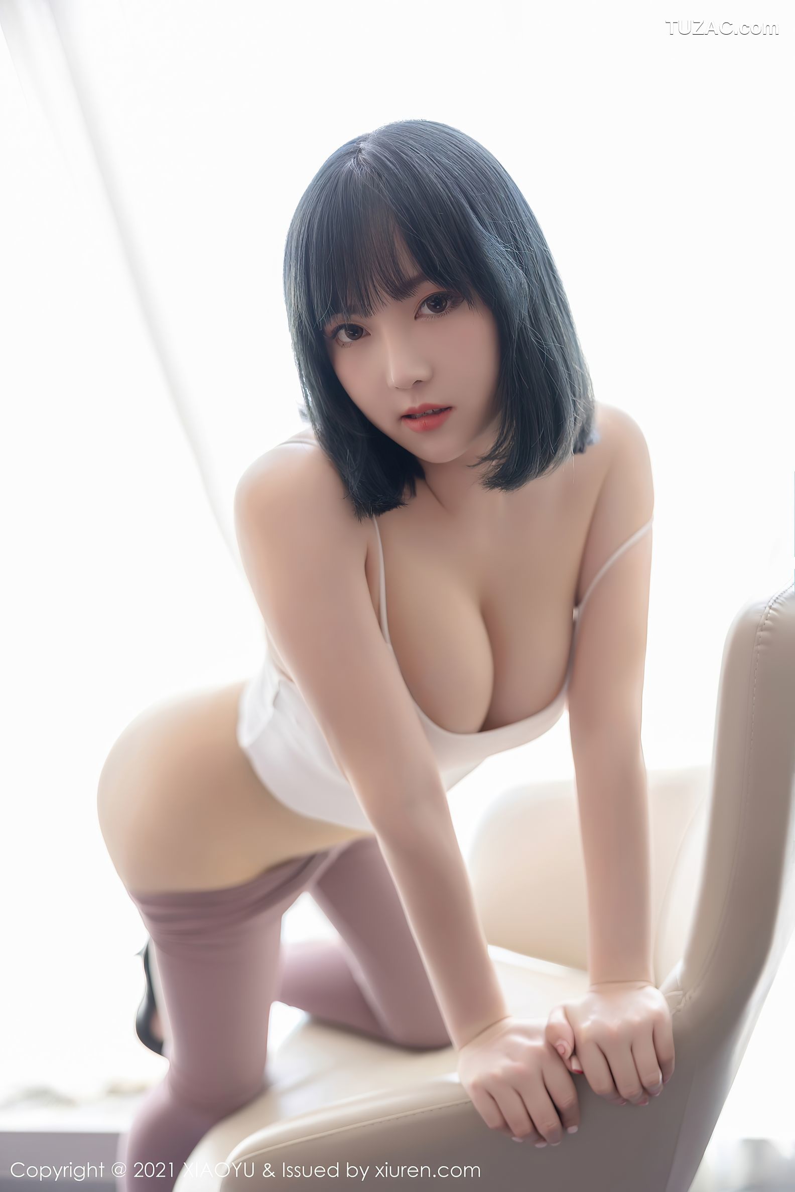 XiaoYu语画界-547-豆瓣酱-肉丝裤袜翘臀诱惑-2021.06.10