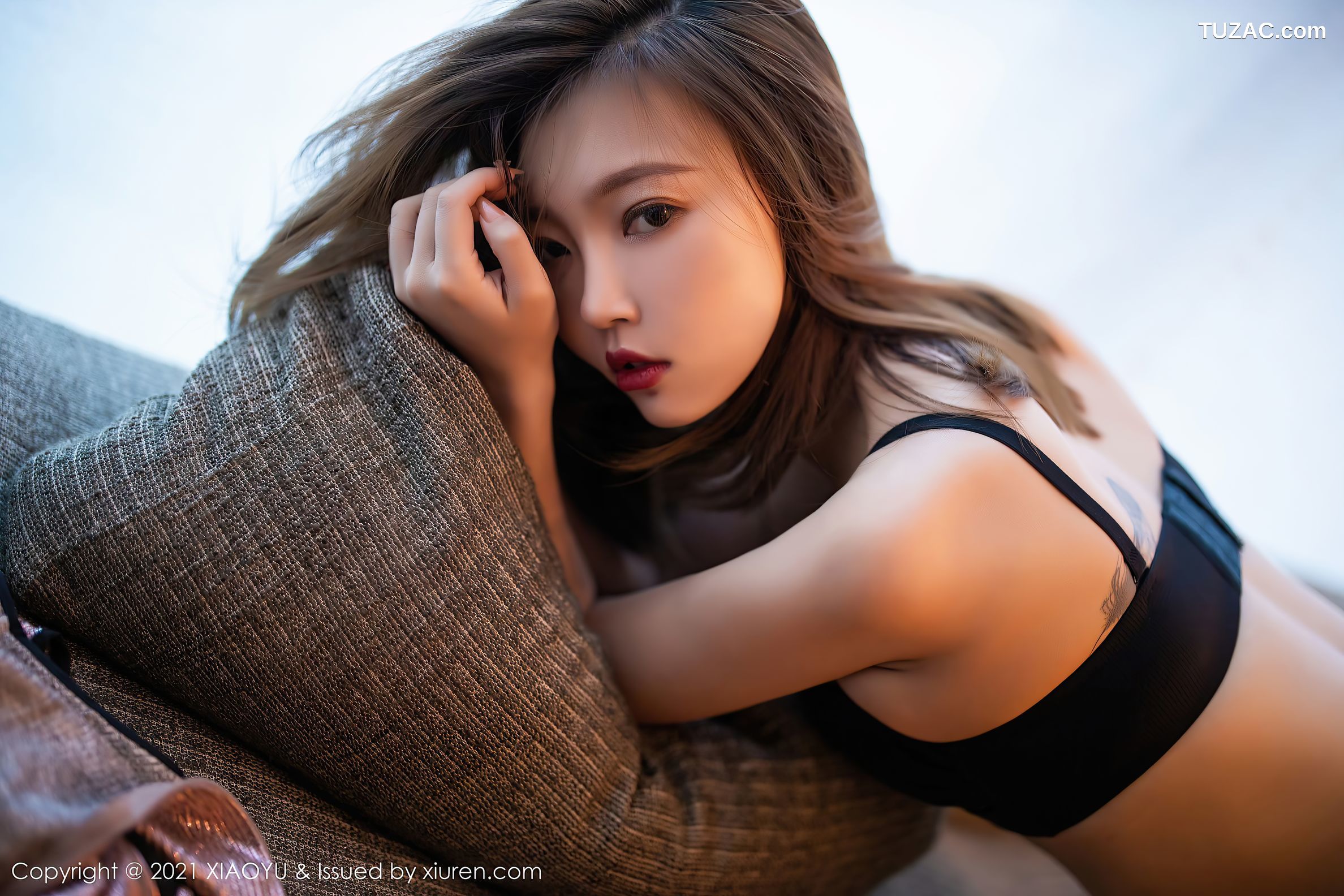 XiaoYu语画界-560-冯木木-古韵旗袍性感内衣肉丝-2021.06.30