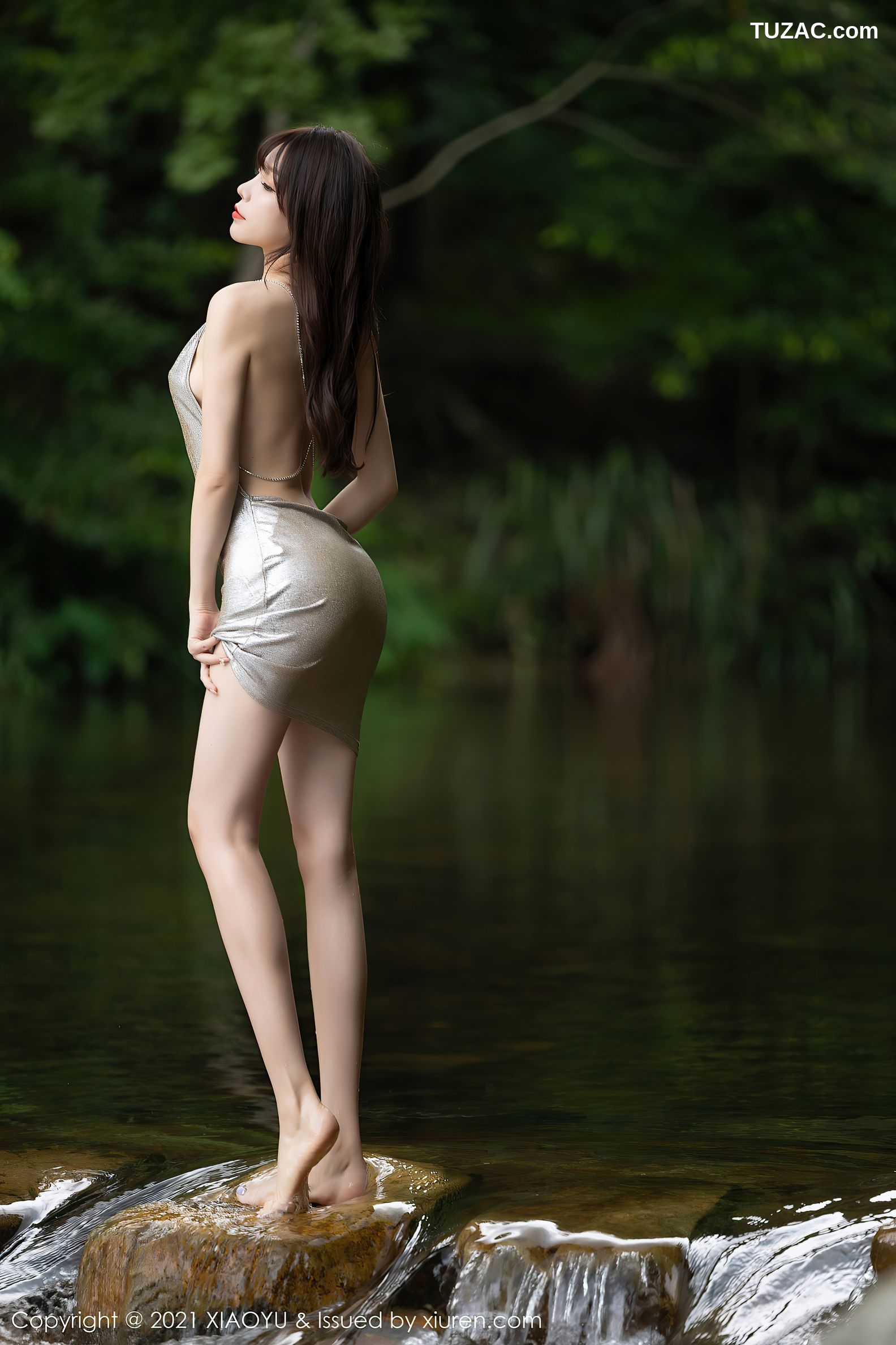 XiaoYu语画界-588-芝芝-户外古韵浪漫旗袍白丝吊带袜-2021.08.09