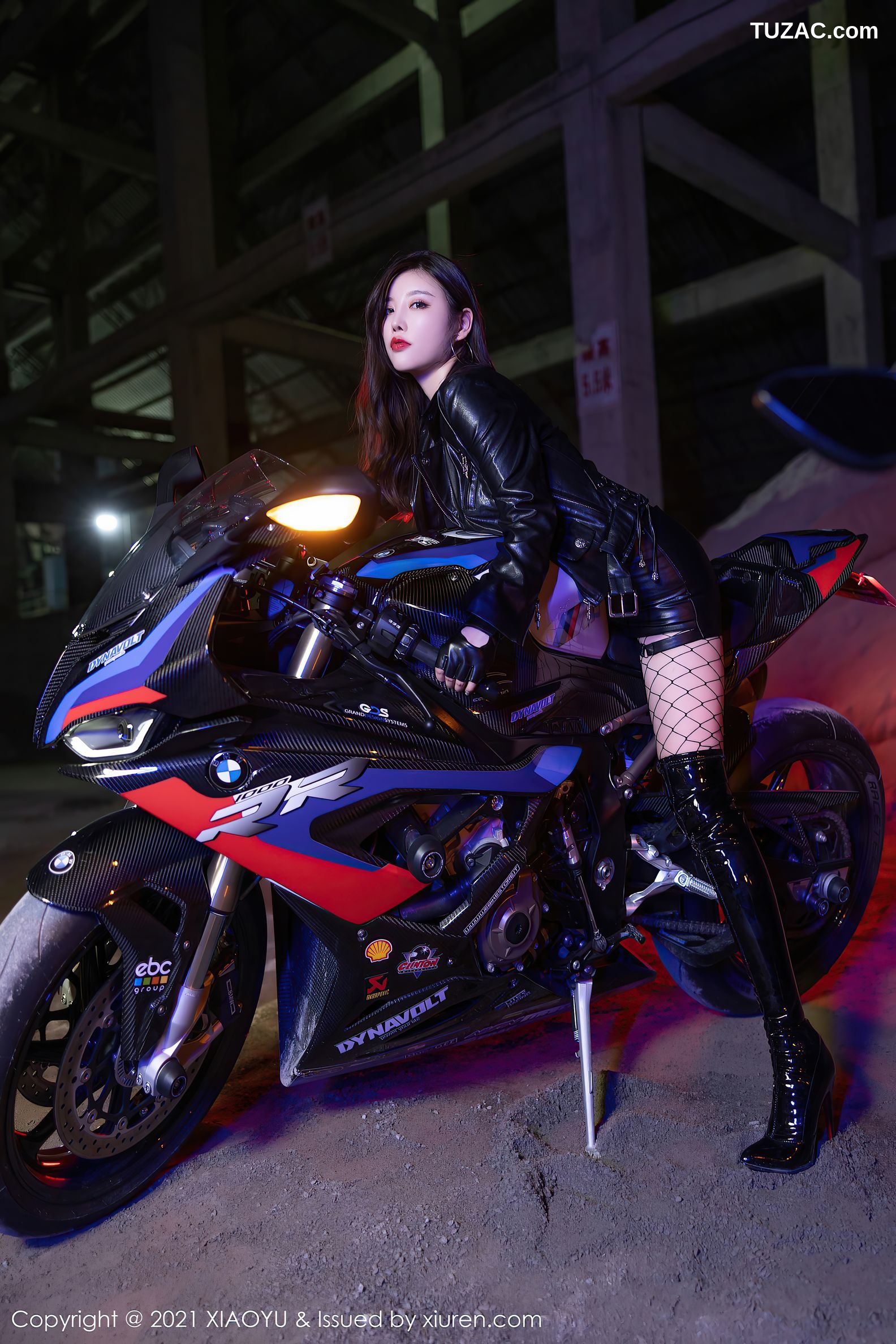 XiaoYu语画界-638-杨晨晨Sugar-广西心愿旅拍机车女郎飒爽皮靴网袜-2021.10.22