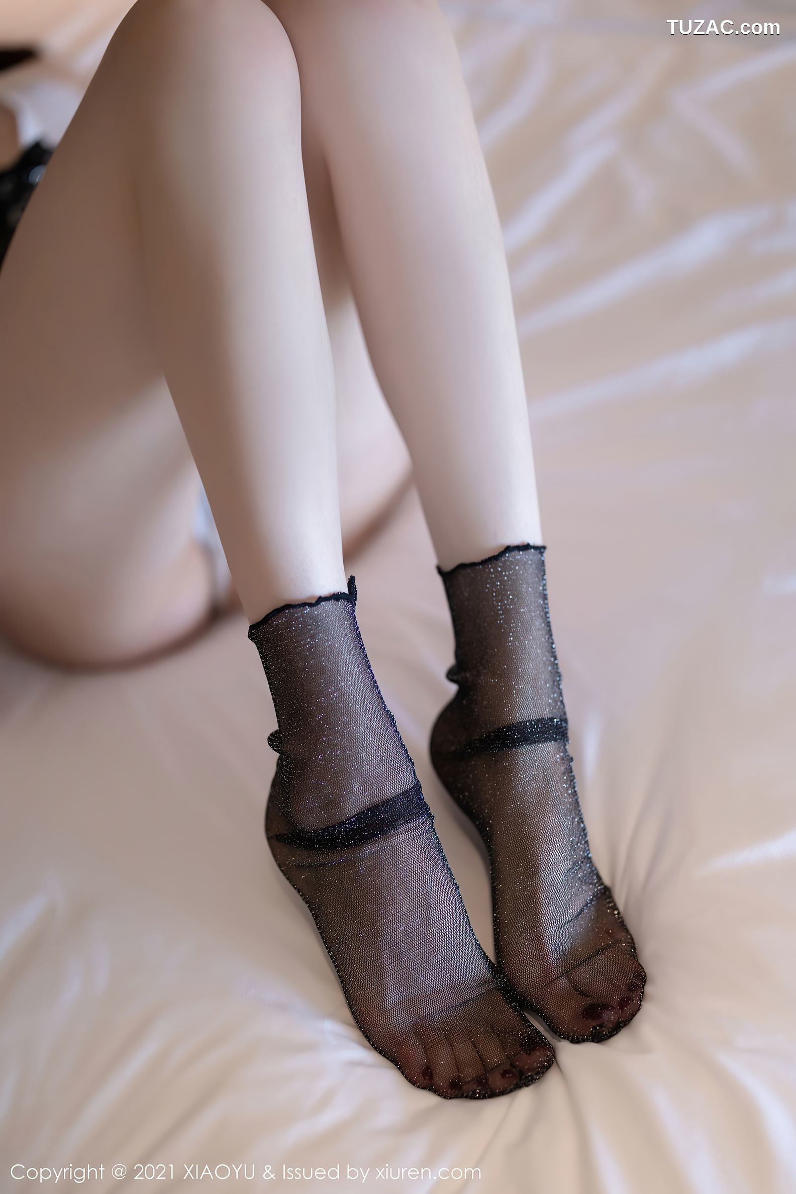 XiaoYu语画界-666-梦心月-白色高叉连体衣豪乳遮点-2021.12.01