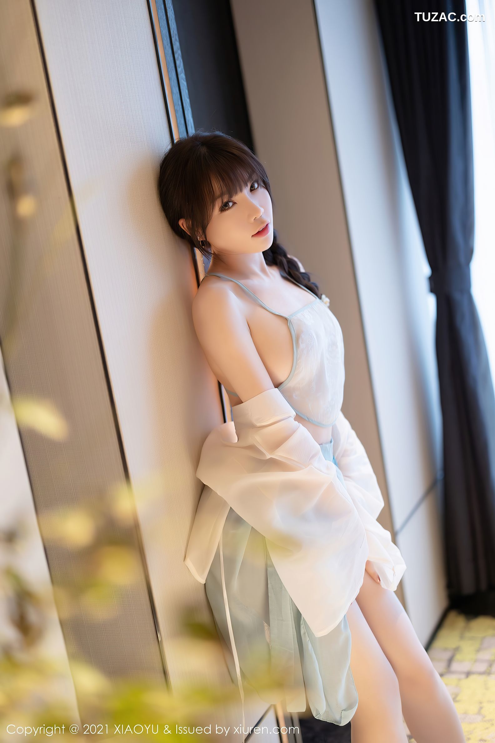 XiaoYu语画界-679-芝芝Booty-古韵着装超薄肉丝火辣身材-2021.12.20