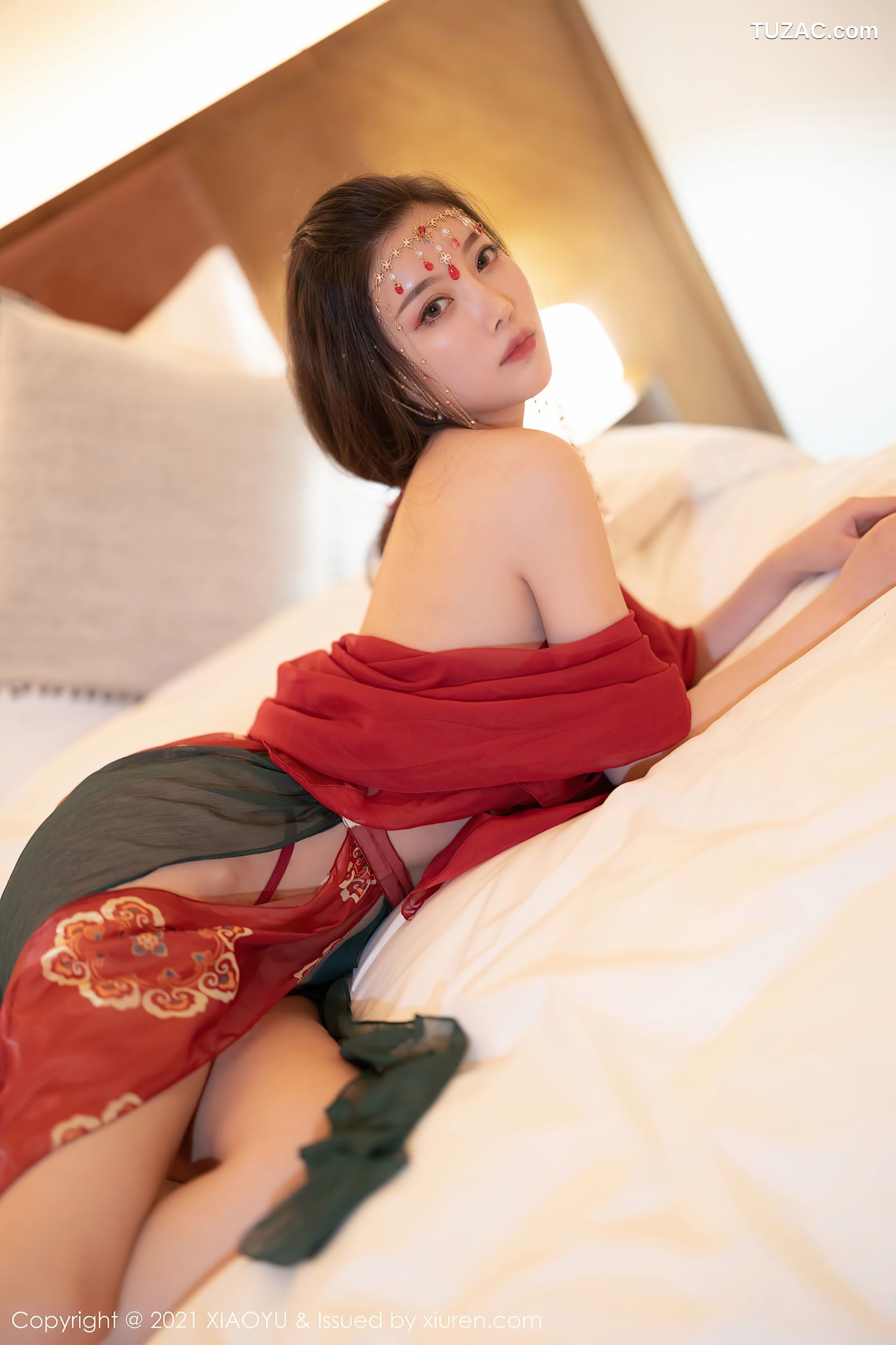 XiaoYu语画界-688-杨晨晨Sugar-丽江心愿旅拍红色古装肚兜-2021.12.31