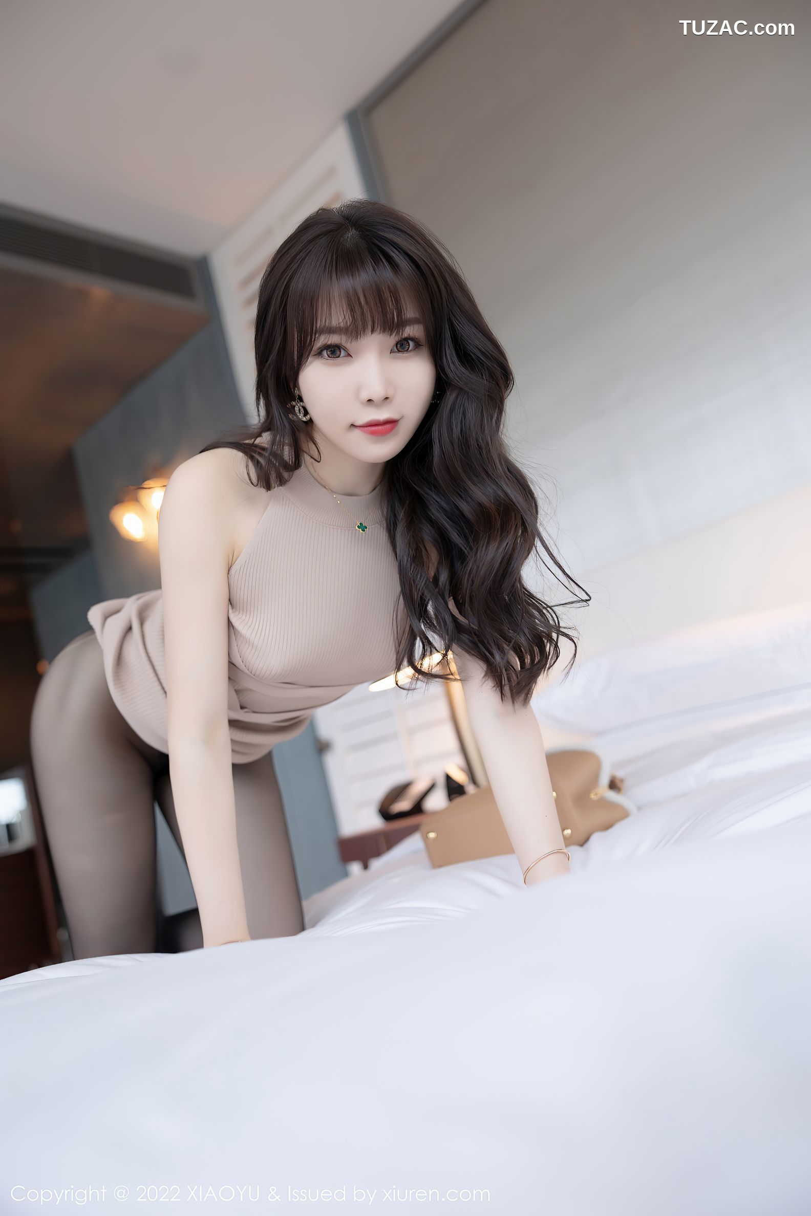 XiaoYu语画界-689-芝芝Booty-酒店场景主题黑丝-2022.01.04