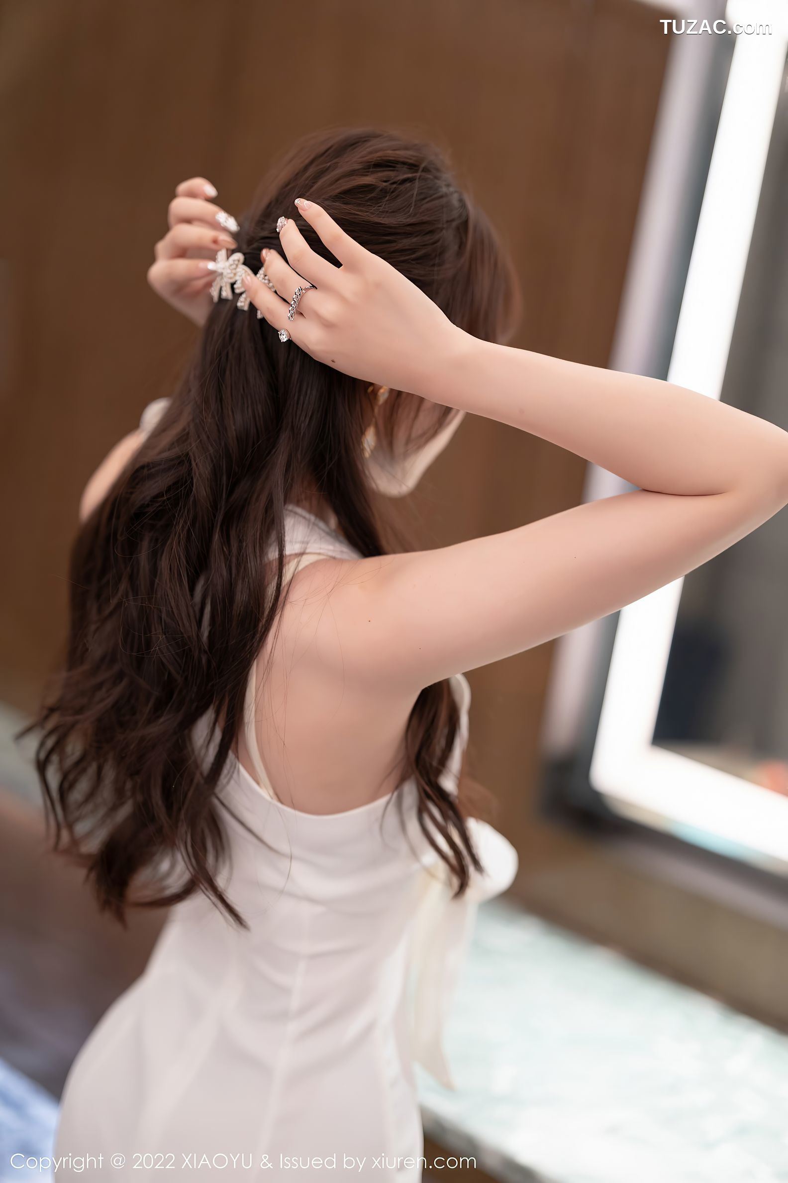 XiaoYu语画界-704-芝芝Booty-白色连衣裙蕾丝内衣肉丝-2022.01.25