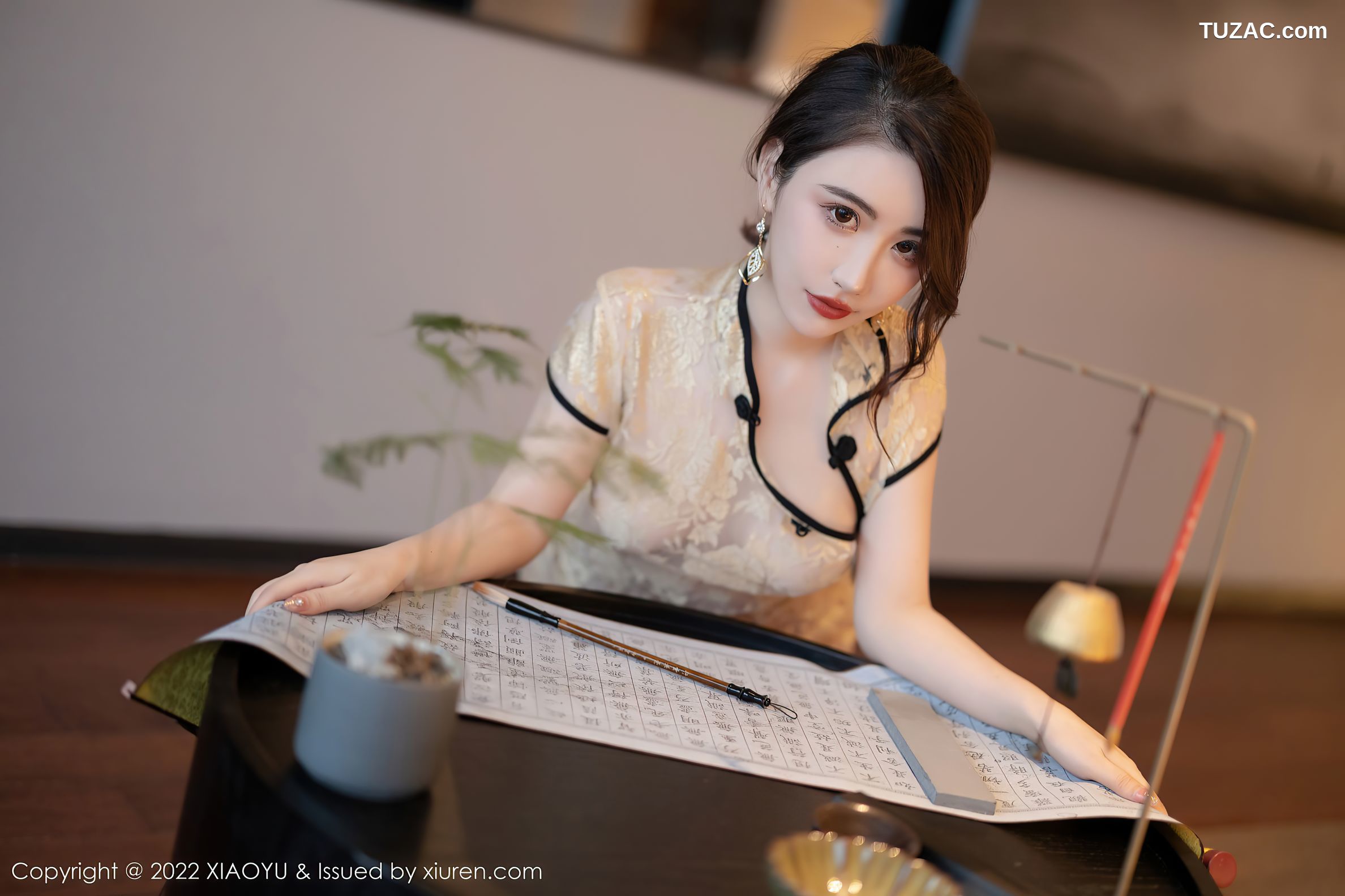 XiaoYu语画界-712-绯月樱-惠州旅拍黄色轻透旗袍超薄肉丝-2022.02.09