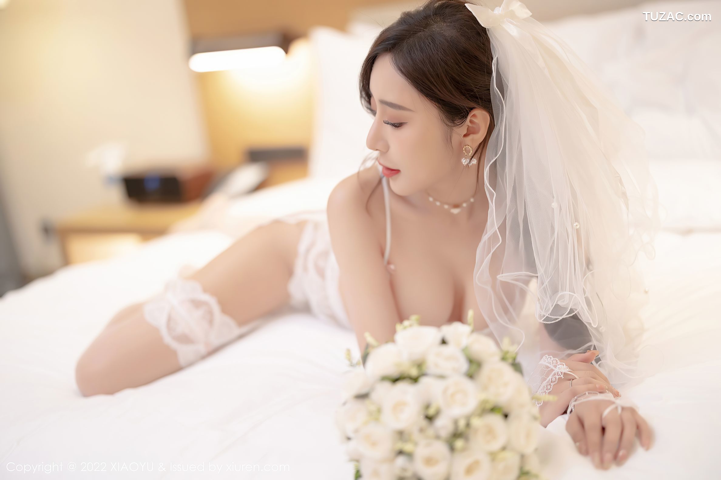 XiaoYu语画界-733-王馨瑶-惠州旅拍白婚纱礼裙白色蕾丝内衣-2022.03.10