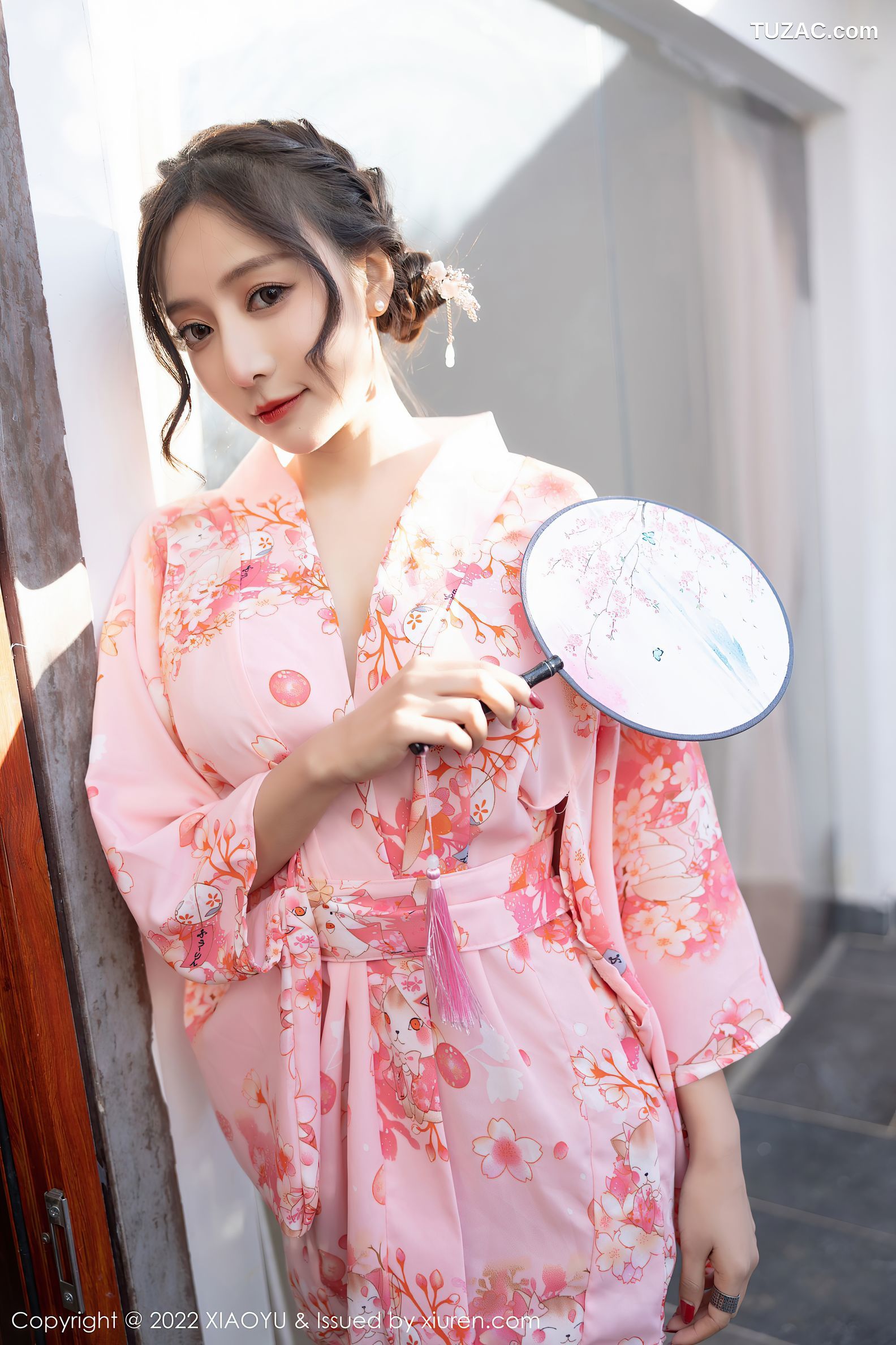 XiaoYu语画界-754-王馨瑶-云南心愿旅拍粉色华衣裹身-2022.04.11