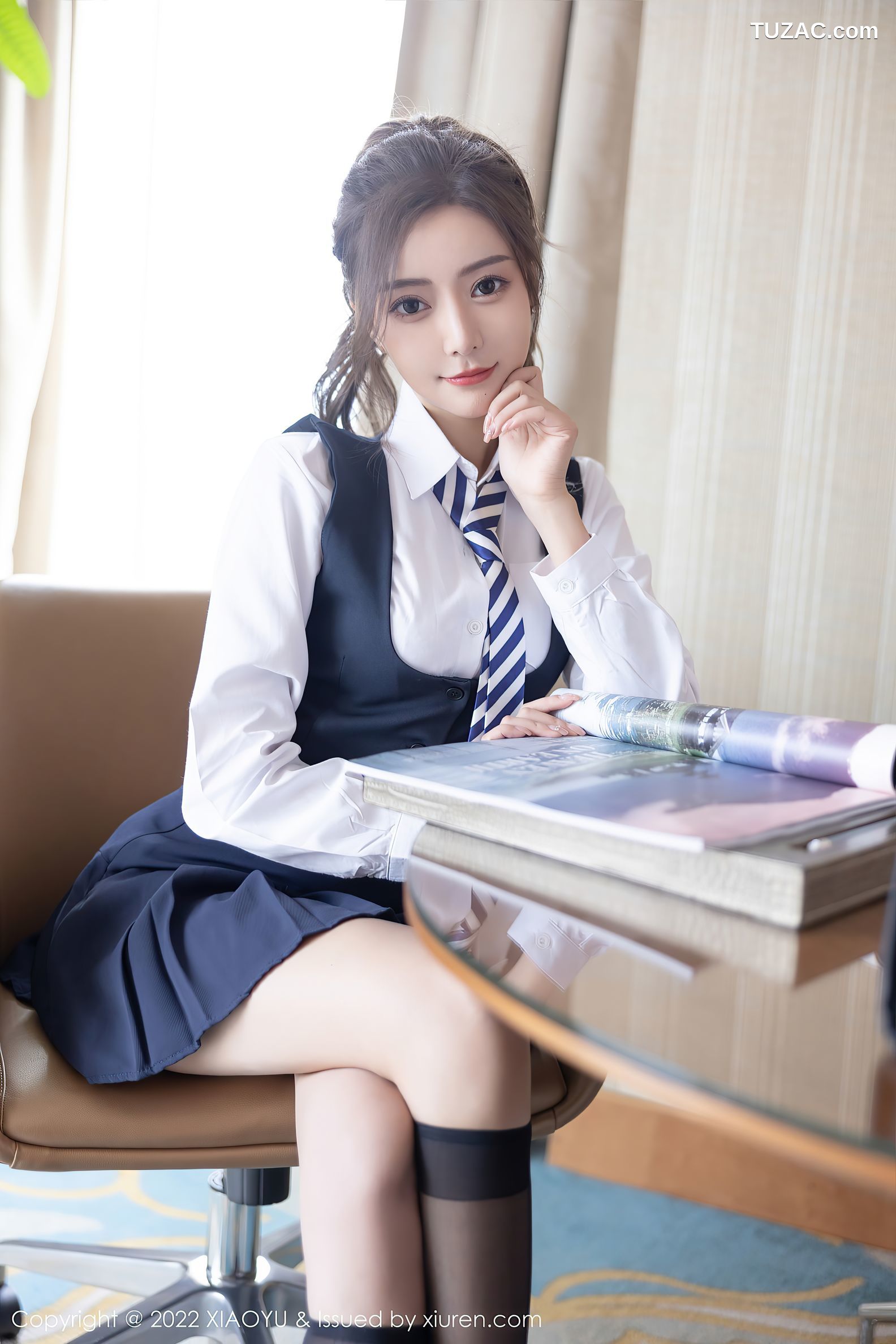 XiaoYu语画界-783-王馨瑶Yanni-学生装白衬衫蓝短裙浅色内衣黑丝-2022.05.23