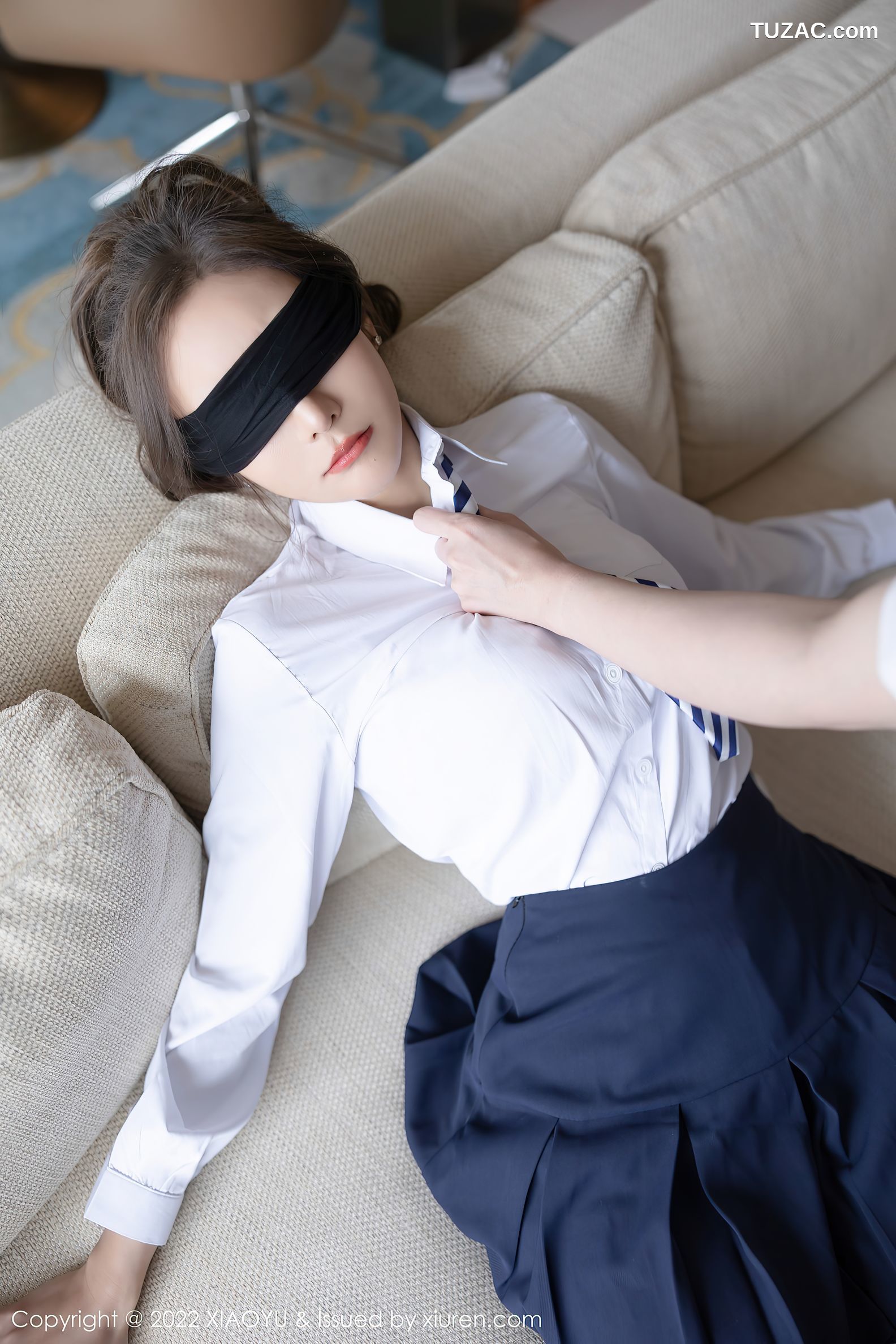 XiaoYu语画界-783-王馨瑶Yanni-学生装白衬衫蓝短裙浅色内衣黑丝-2022.05.23