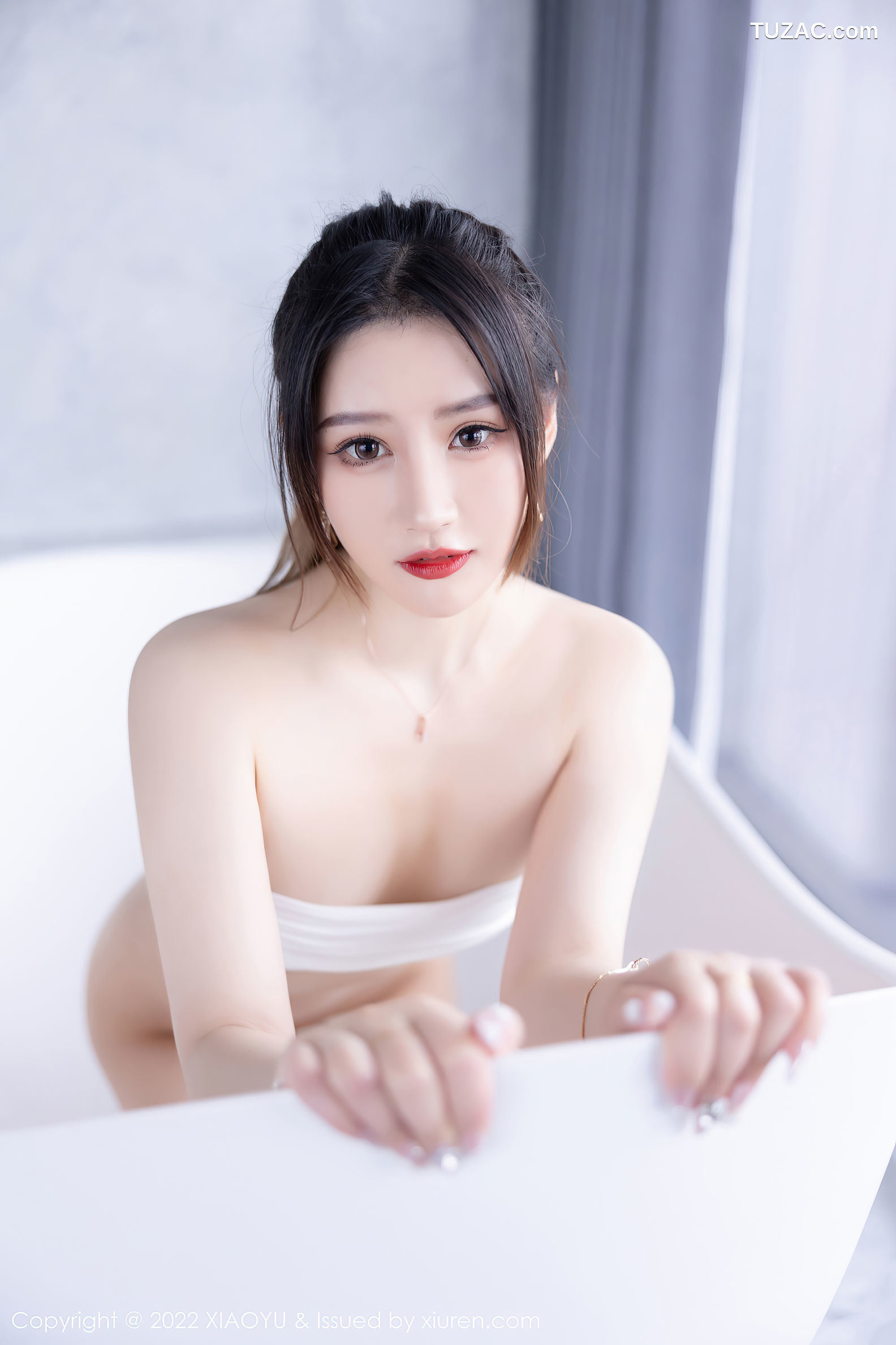 XiaoYu语画界-813-张欣欣-浴室白色轻透吊带超薄肉丝-2022.07.05