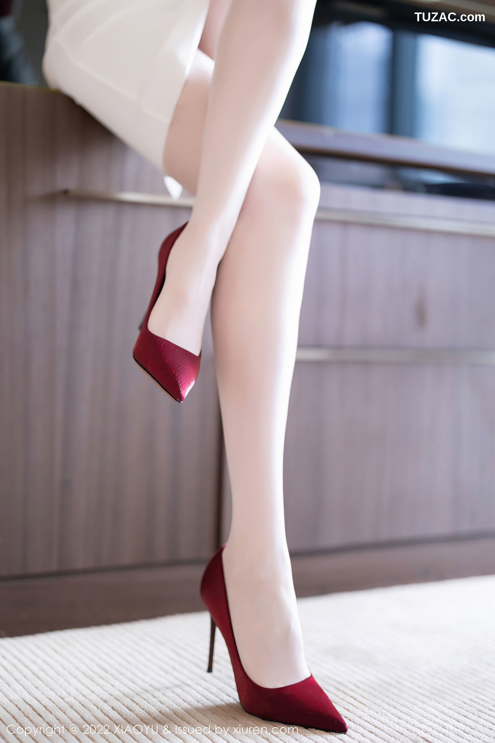 XiaoYu语画界-814-梦心玥-性感收身上衣白短裙红色内衣肉丝-2022.07.06