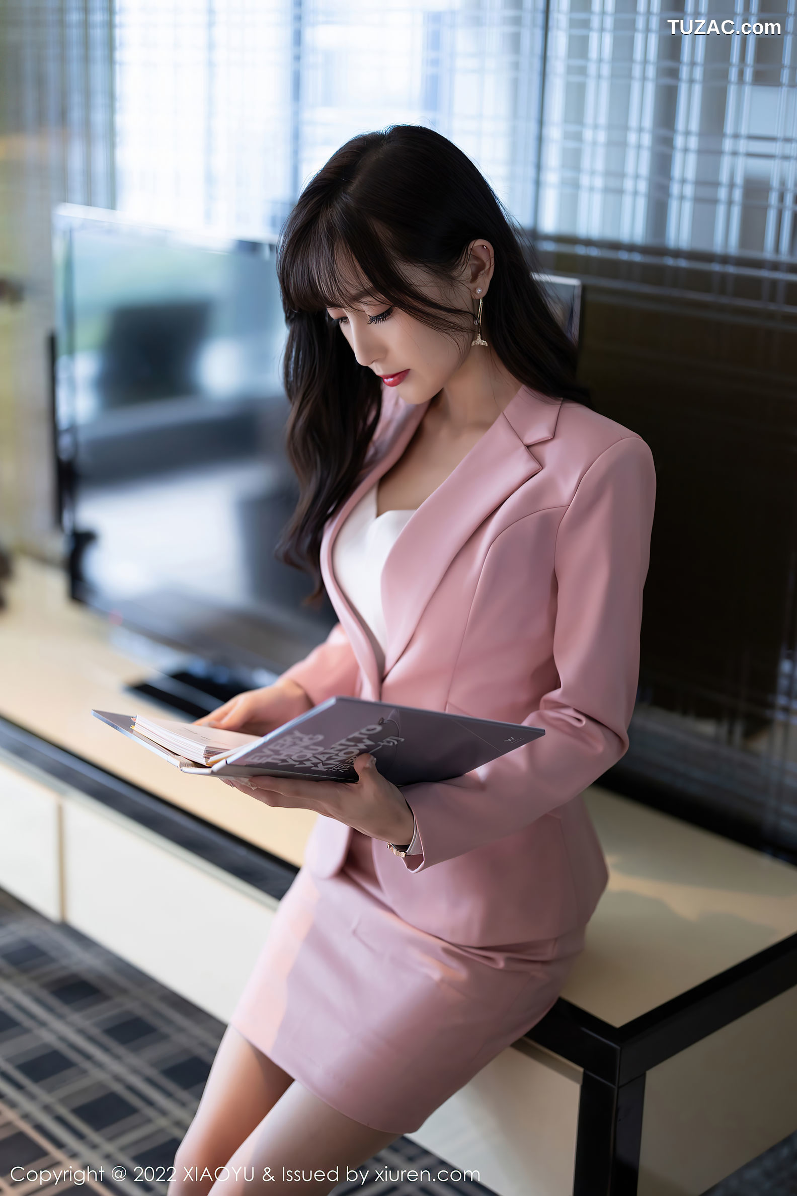 XiaoYu语画界-815-林星阑-粉色职业装白色蕾丝内衣肉丝-2022.07.07
