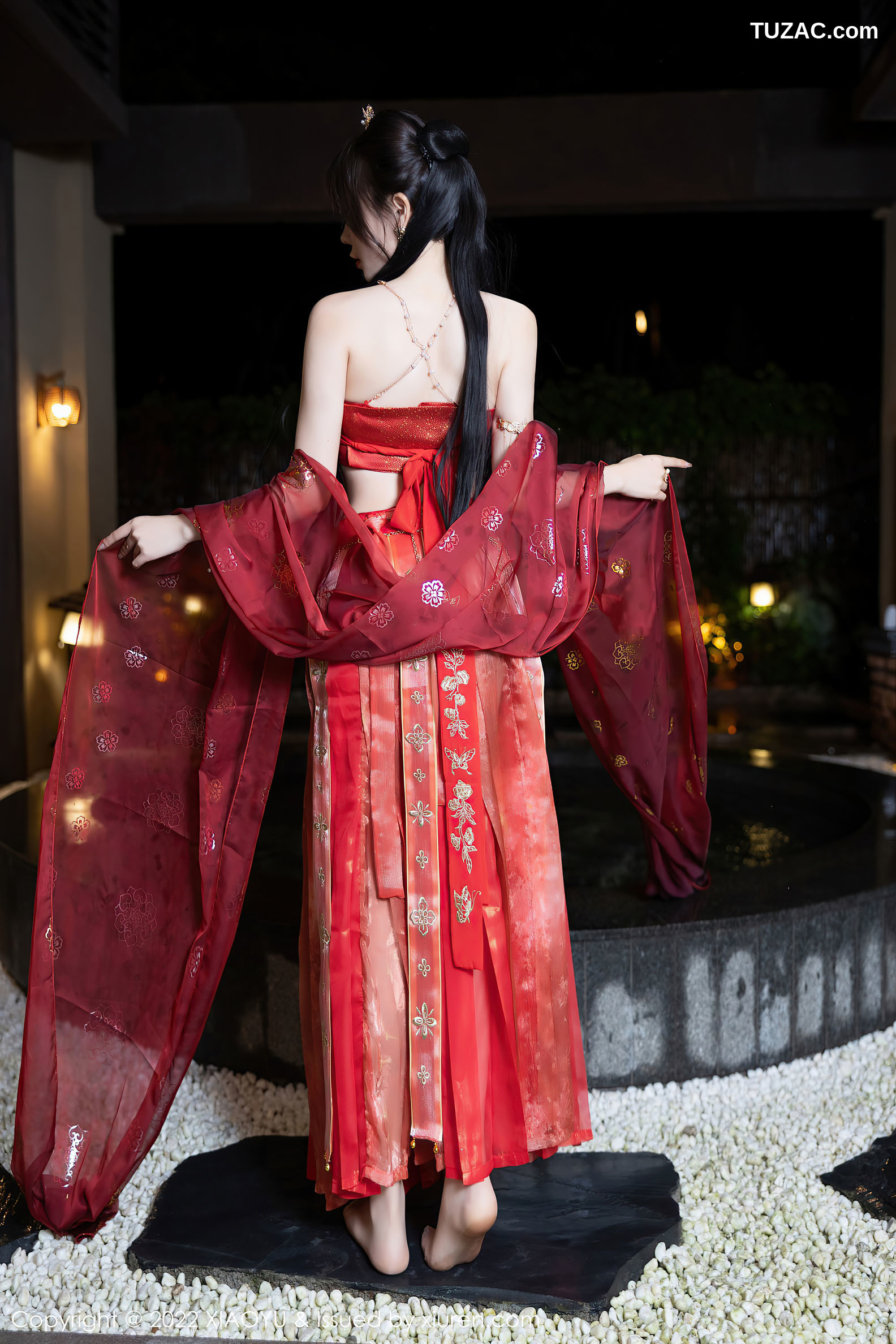 XiaoYu语画界-827-徐莉芝Booty-泳池红色轻透古装服饰-2022.07.25