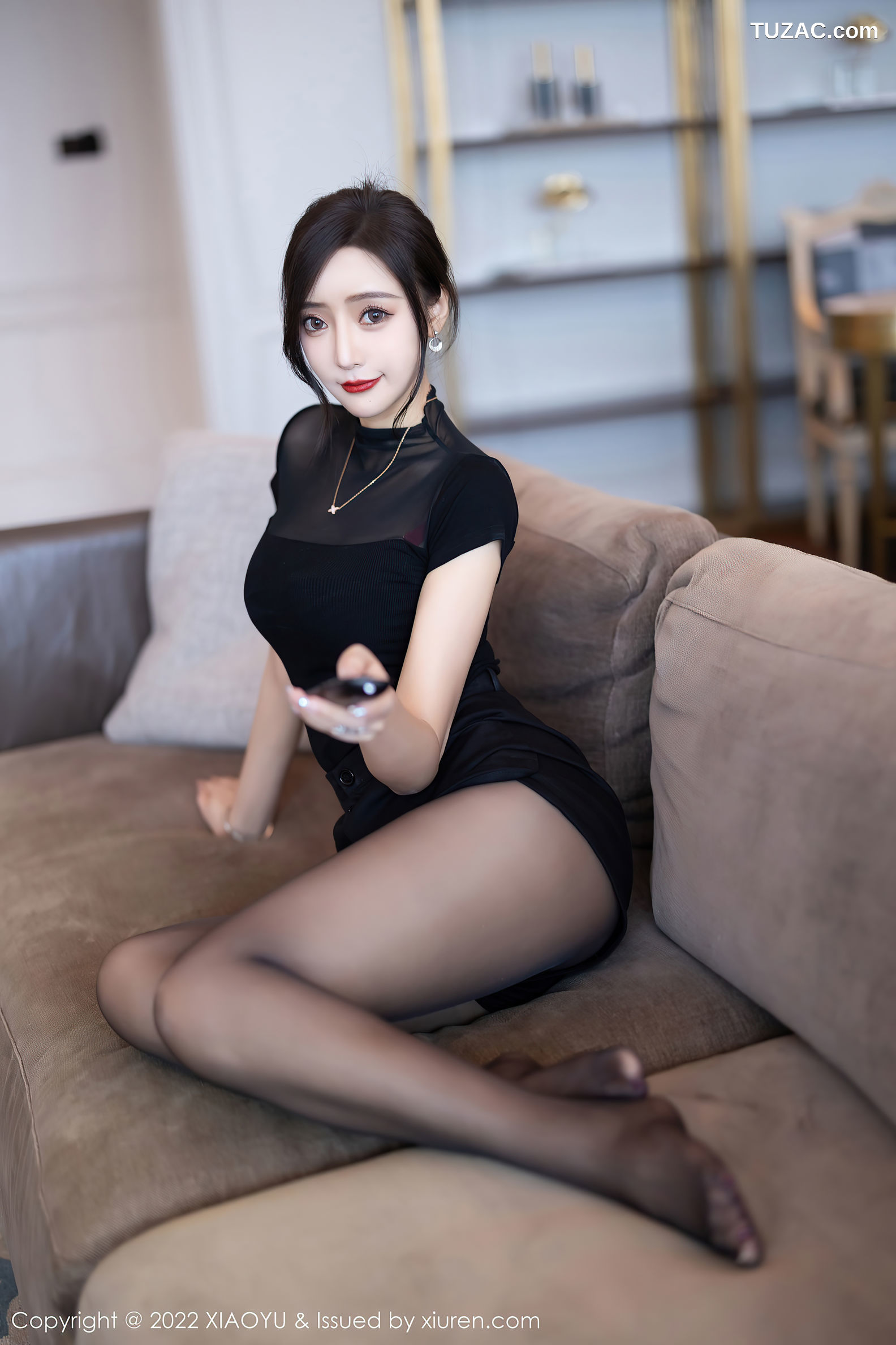 XiaoYu语画界-837-王馨瑶Yanni-黑色轻透服红色蕾丝内衣迷人-2022.08.08