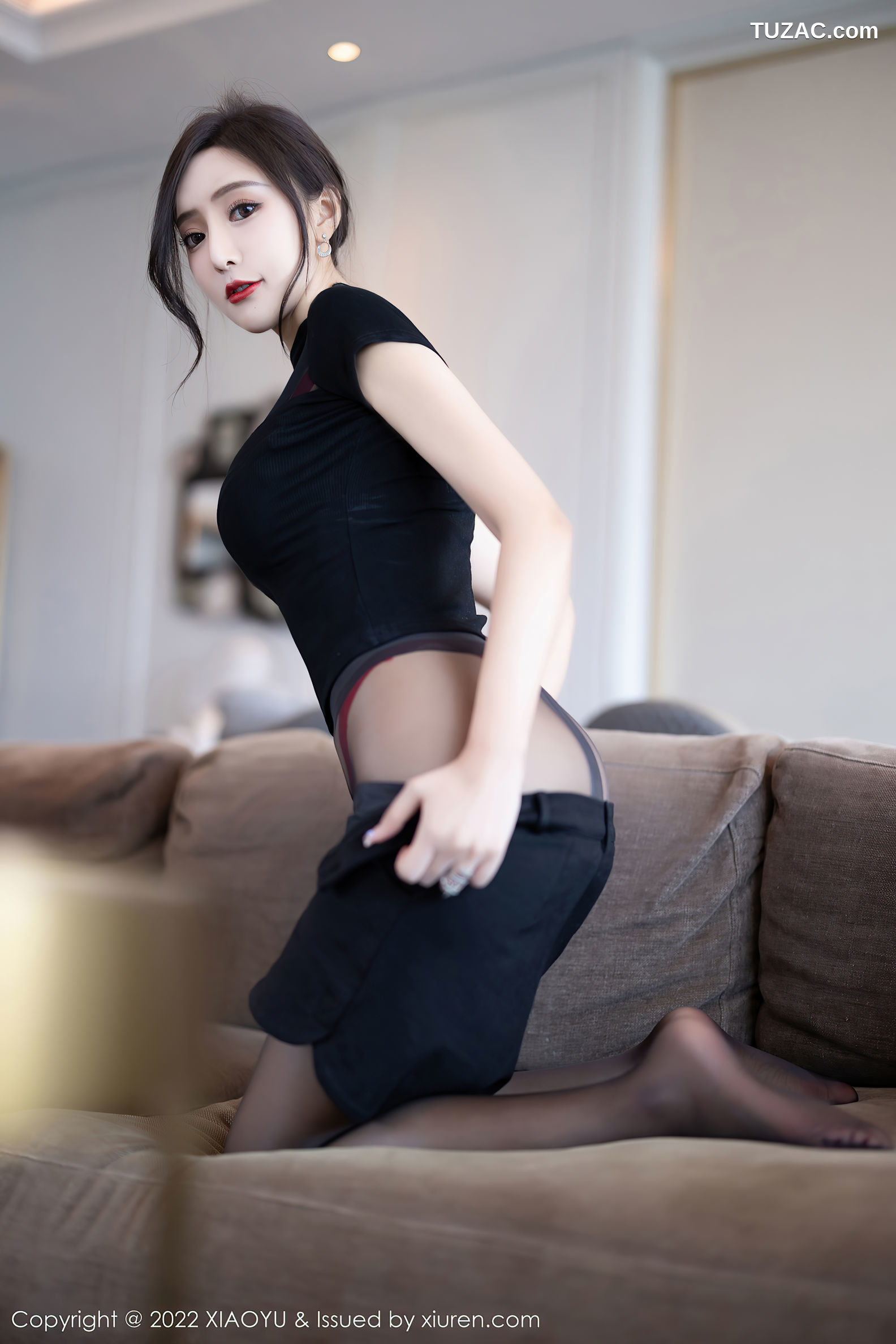 XiaoYu语画界-837-王馨瑶Yanni-黑色轻透服红色蕾丝内衣迷人-2022.08.08