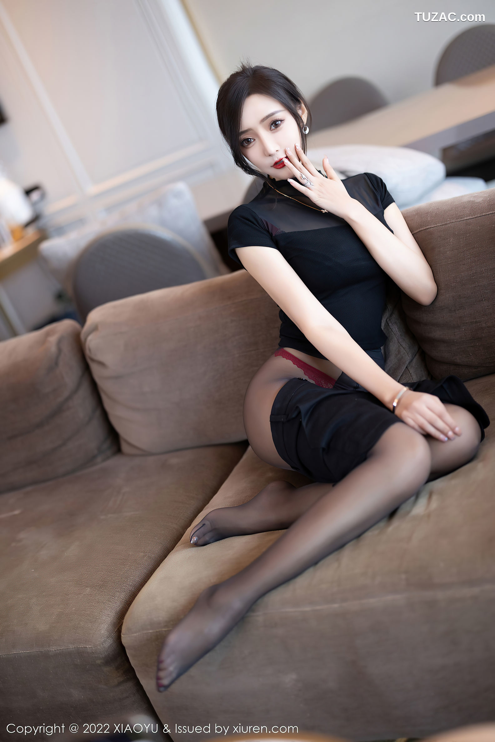 XiaoYu语画界-837-王馨瑶Yanni-黑色轻透服红色蕾丝内衣迷人-2022.08.08