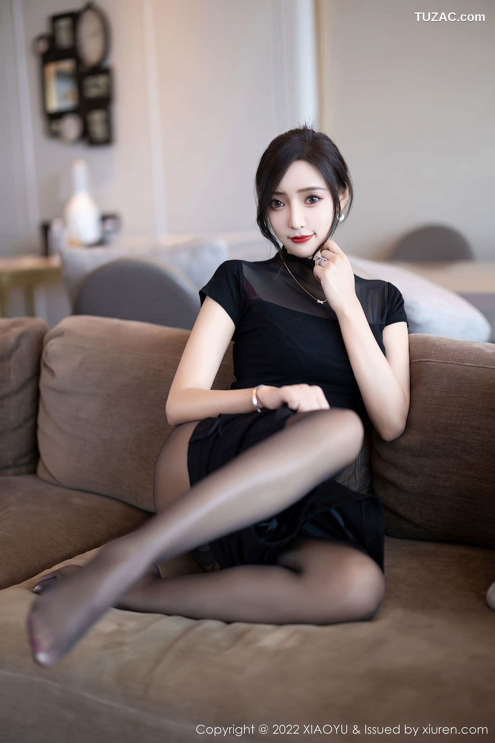 XiaoYu语画界-837-王馨瑶Yanni-黑色轻透服红色蕾丝内衣迷人-2022.08.08