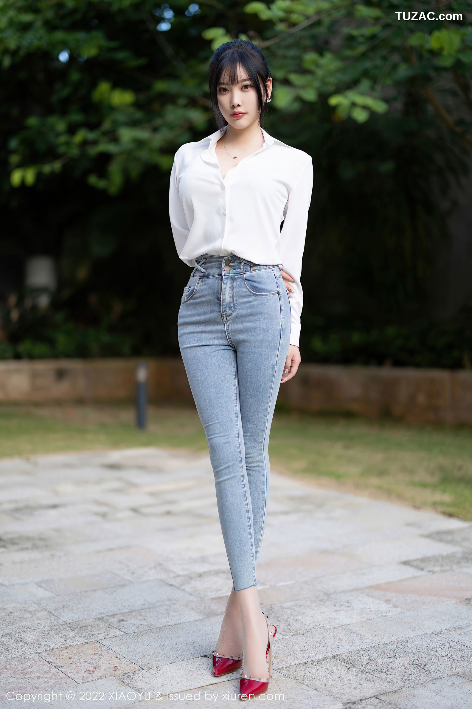 XiaoYu语画界-846-杨晨晨Yome-白衬衫牛仔裤红色内衣肉丝-2022.08.19