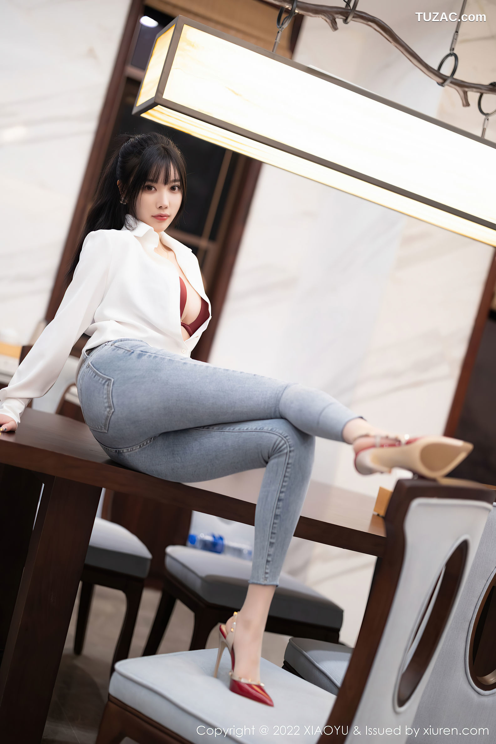 XiaoYu语画界-846-杨晨晨Yome-白衬衫牛仔裤红色内衣肉丝-2022.08.19