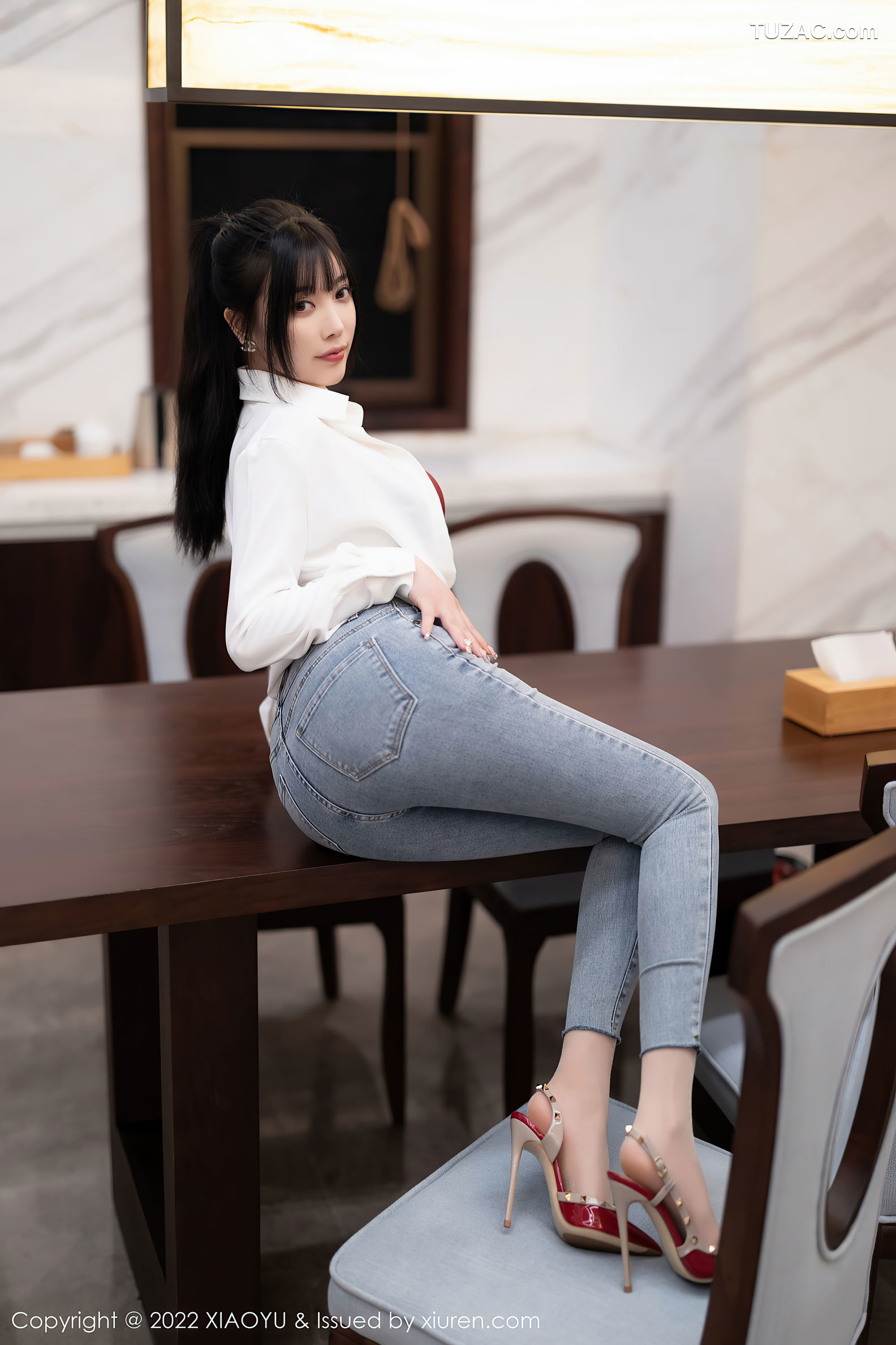 XiaoYu语画界-846-杨晨晨Yome-白衬衫牛仔裤红色内衣肉丝-2022.08.19