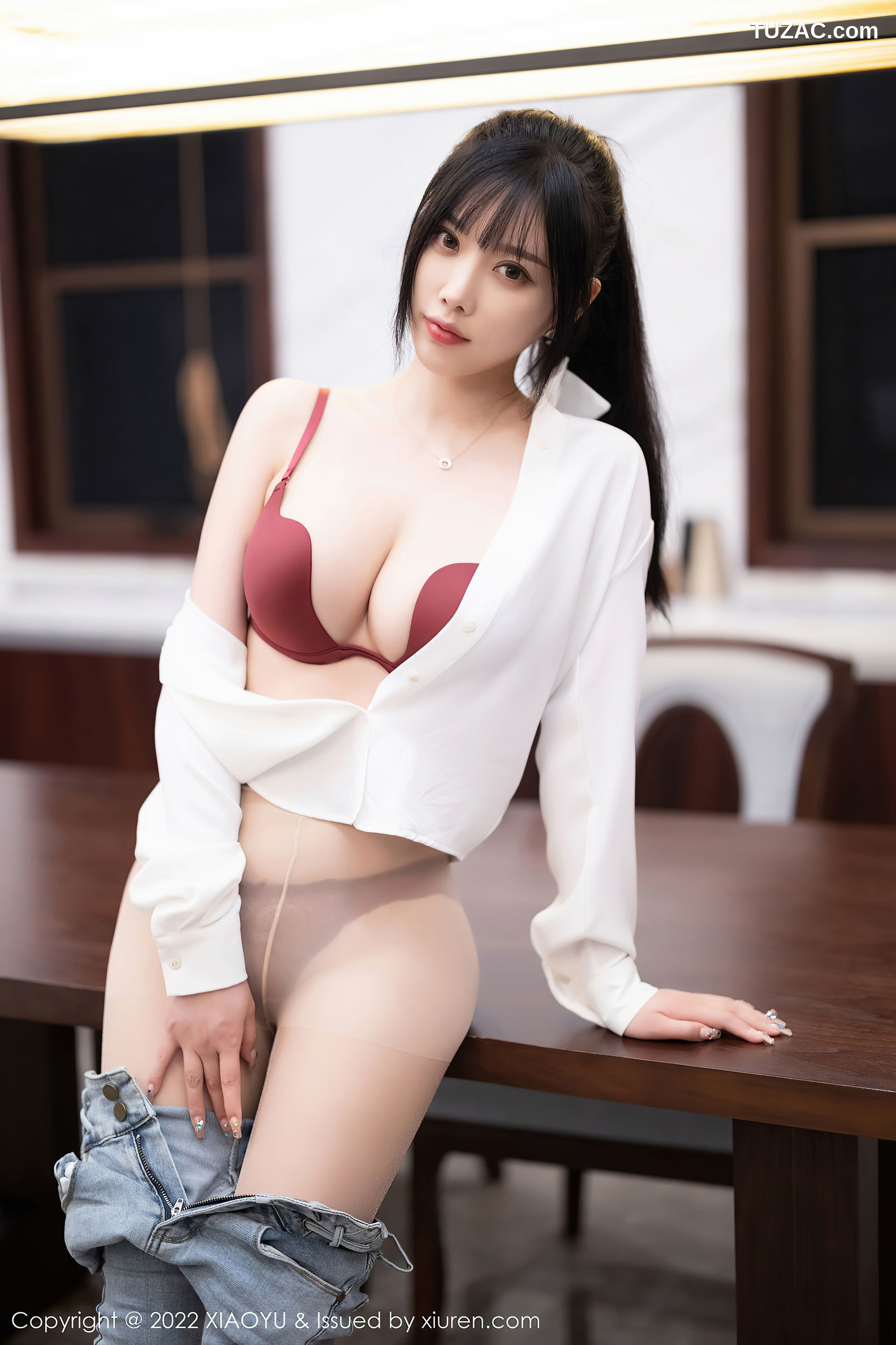 XiaoYu语画界-846-杨晨晨Yome-白衬衫牛仔裤红色内衣肉丝-2022.08.19