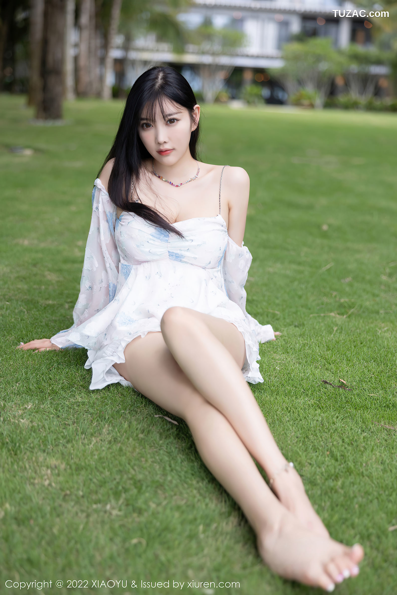 XiaoYu语画界-851-杨晨晨Yome-白色肩连衣裙-淡绿吊带裙-2022.08.26