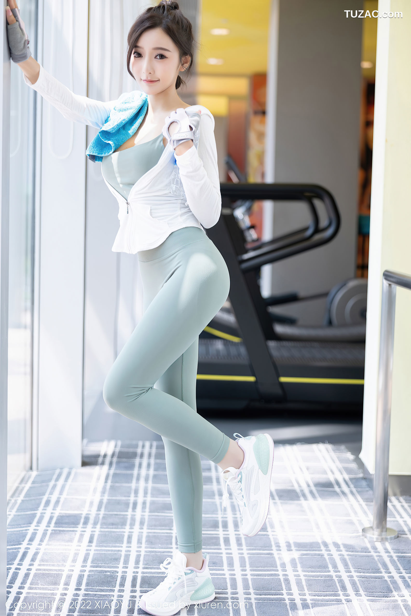 XiaoYu语画界-857-王馨瑶Yanni-健身馆绿灰色运动服-2022.09.05