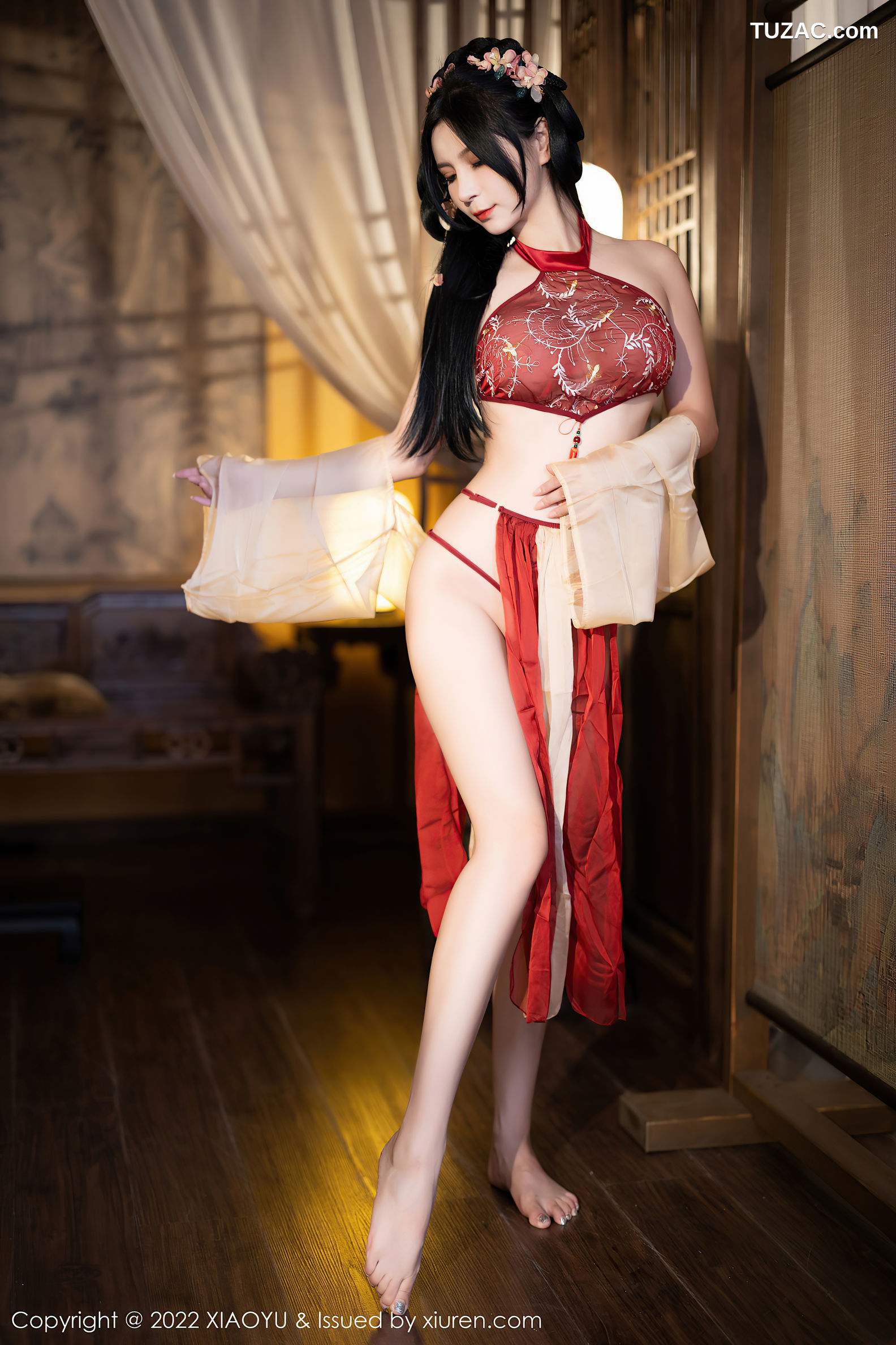 XiaoYu语画界-858-小蛮妖Yummy-杭州旅拍红色丝绸古装服白嫩肌肤-2022.09.06