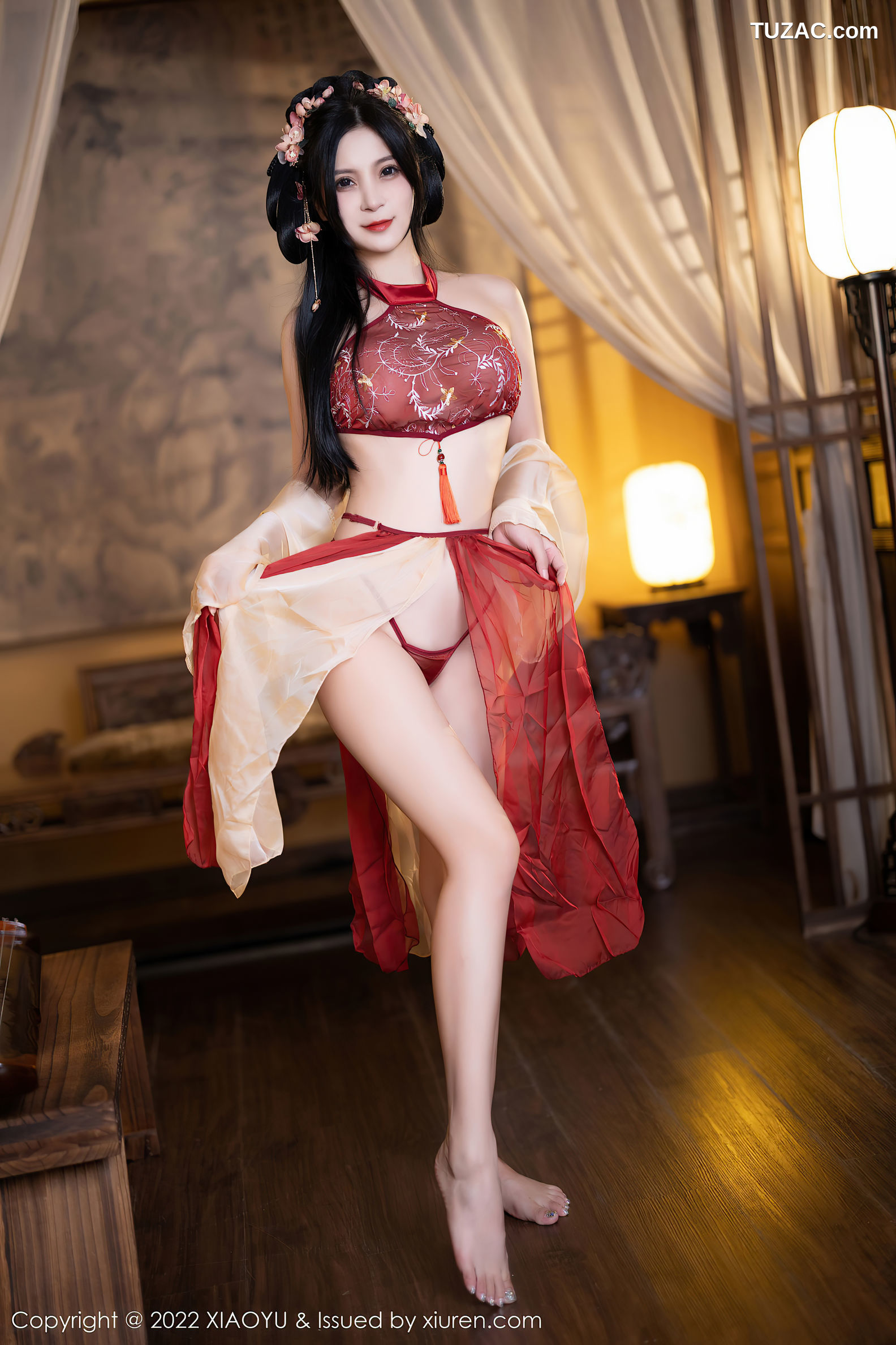 XiaoYu语画界-858-小蛮妖Yummy-杭州旅拍红色丝绸古装服白嫩肌肤-2022.09.06