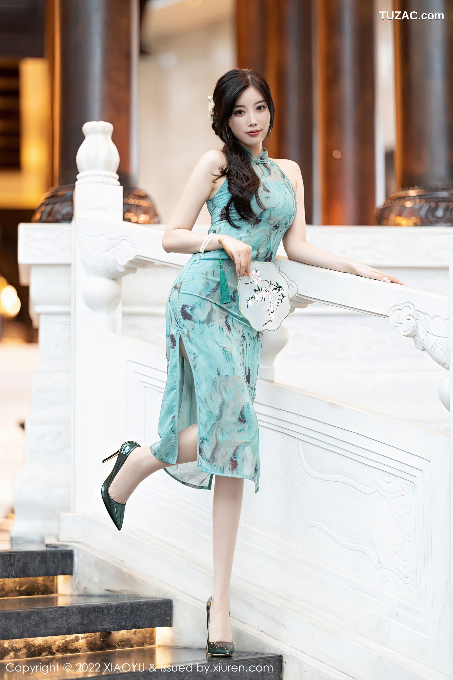 XiaoYu语画界-882-杨晨晨Yome-户外蓝暗色旗袍超薄肉丝-2022.10.14