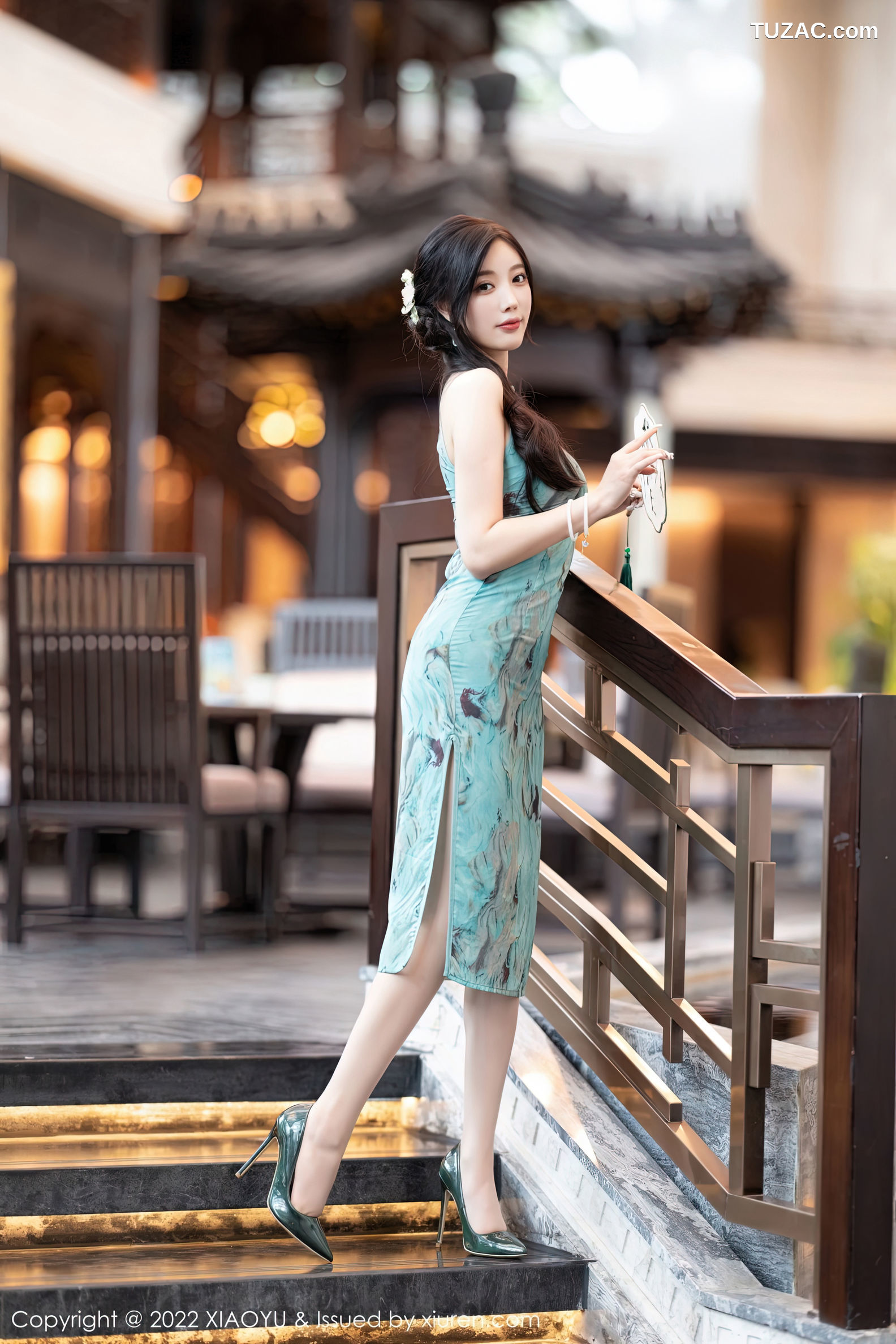 XiaoYu语画界-882-杨晨晨Yome-户外蓝暗色旗袍超薄肉丝-2022.10.14