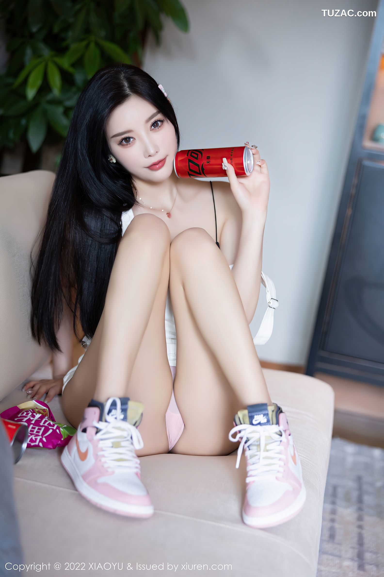 XiaoYu语画界-887-杨晨晨Yome-杭州旅拍白色背带短裙粉色内衣-2022.10.21