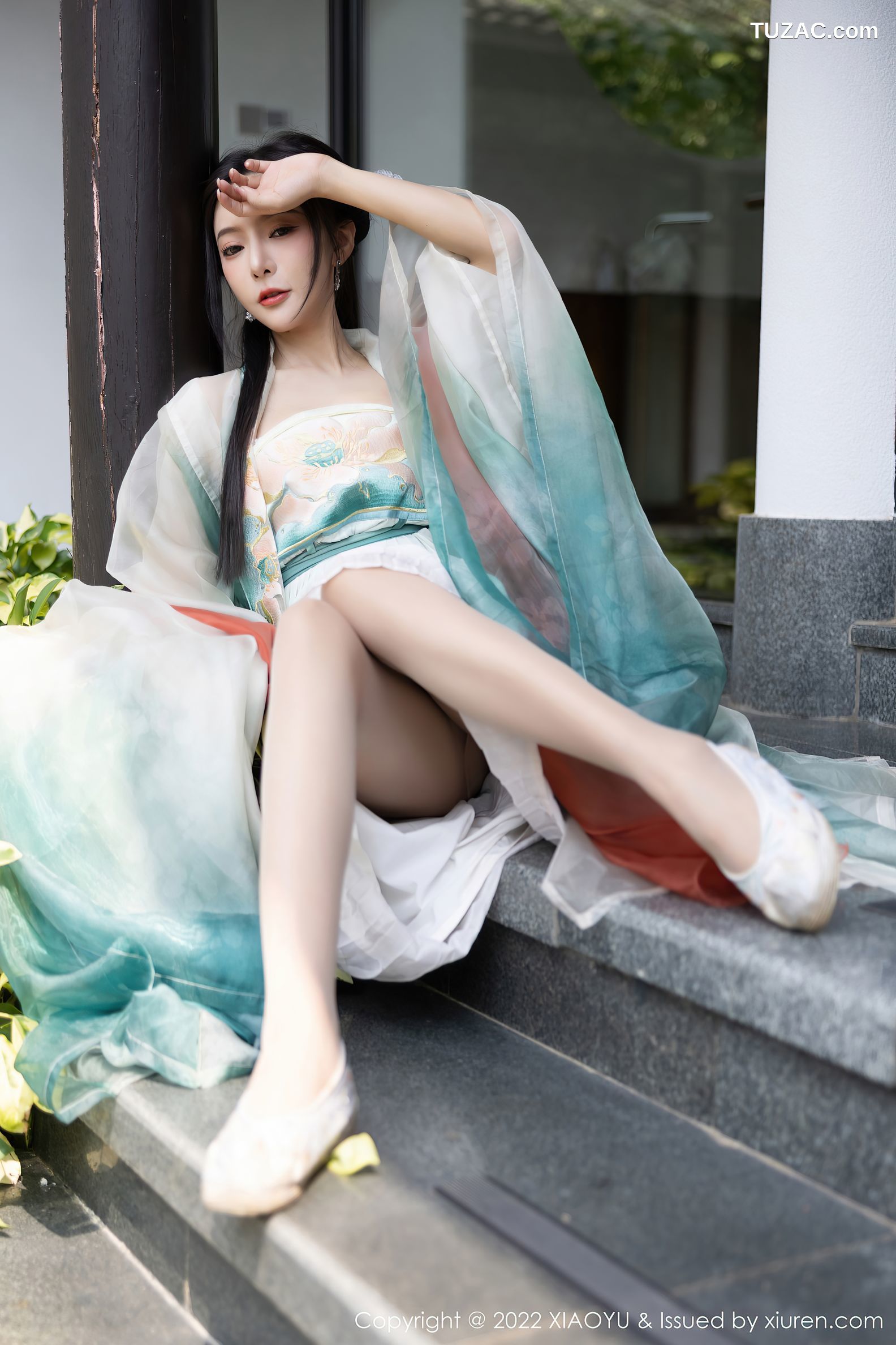 XiaoYu语画界-889-王馨瑶Yanni-杭州旅拍户外场景浅色古装服-2022.10.25