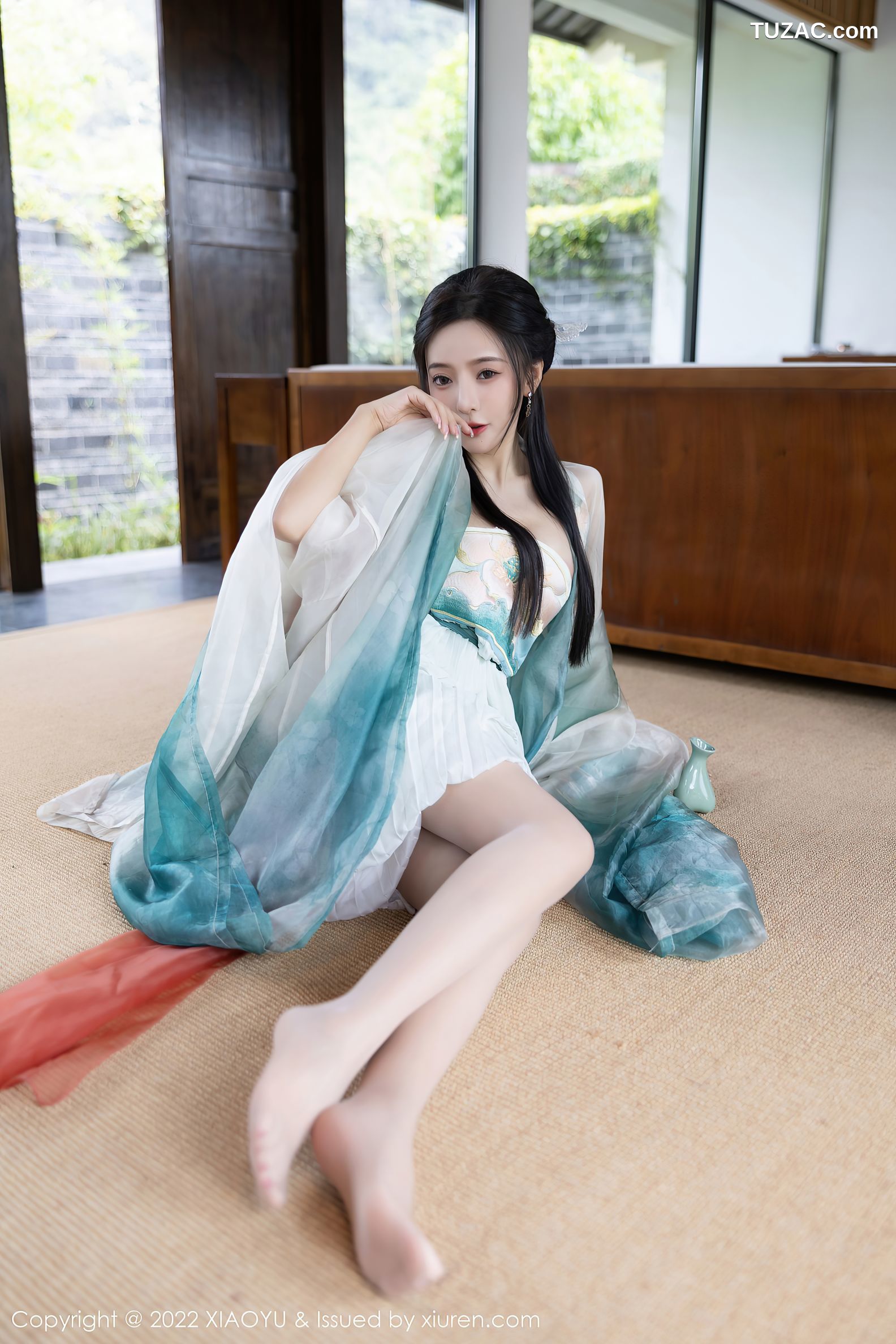 XiaoYu语画界-889-王馨瑶Yanni-杭州旅拍户外场景浅色古装服-2022.10.25