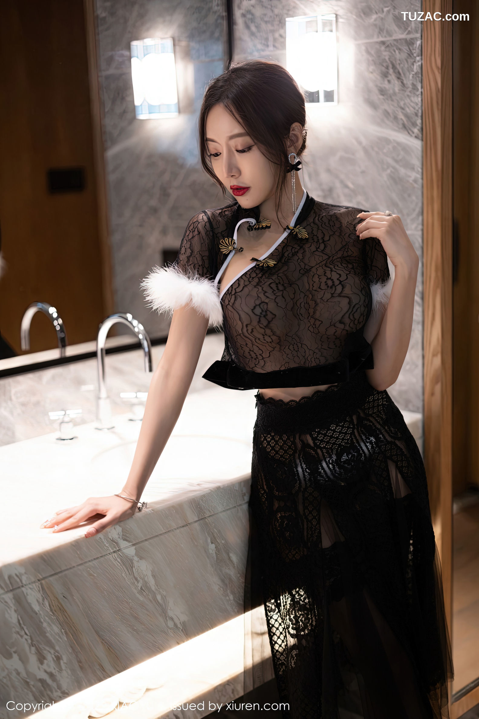 XiaoYu语画界-926-王馨瑶Yanni-黑色薄纱情趣旗袍蕾丝袜-2022.12.15