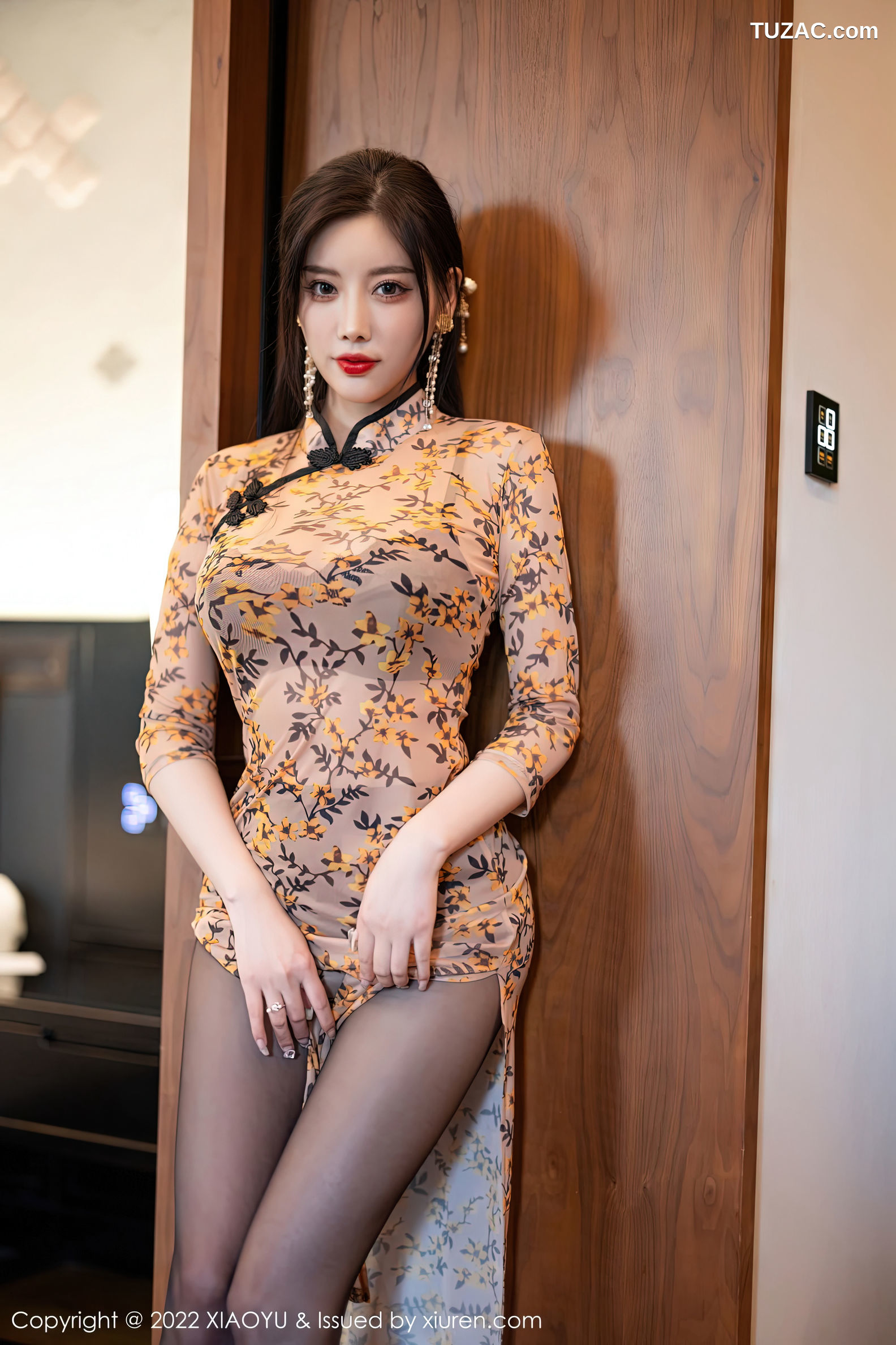 XiaoYu语画界-927-杨晨晨Yome-轻透旗袍黑色蕾丝内衣黑丝-2022.12.16