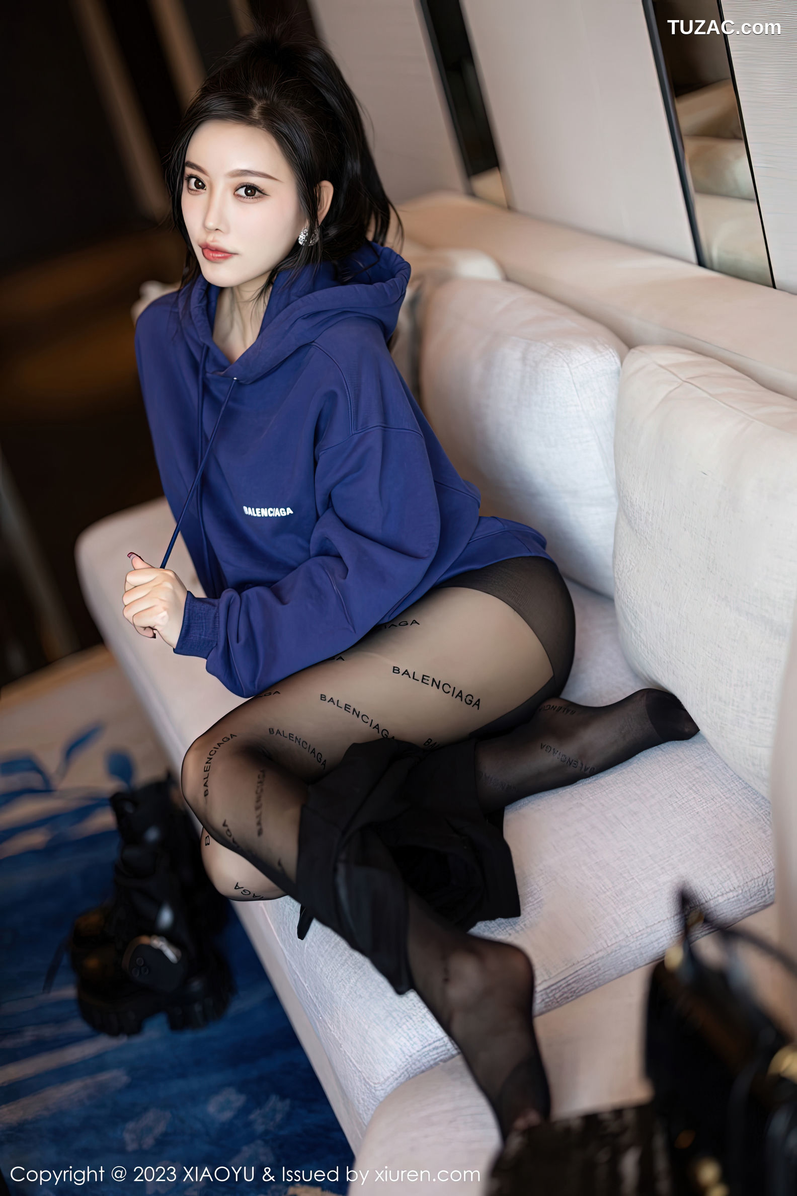 XiaoYu语画界-946-杨晨晨Yome-蓝外套蕾丝内衣超薄黑丝-2023.01.13