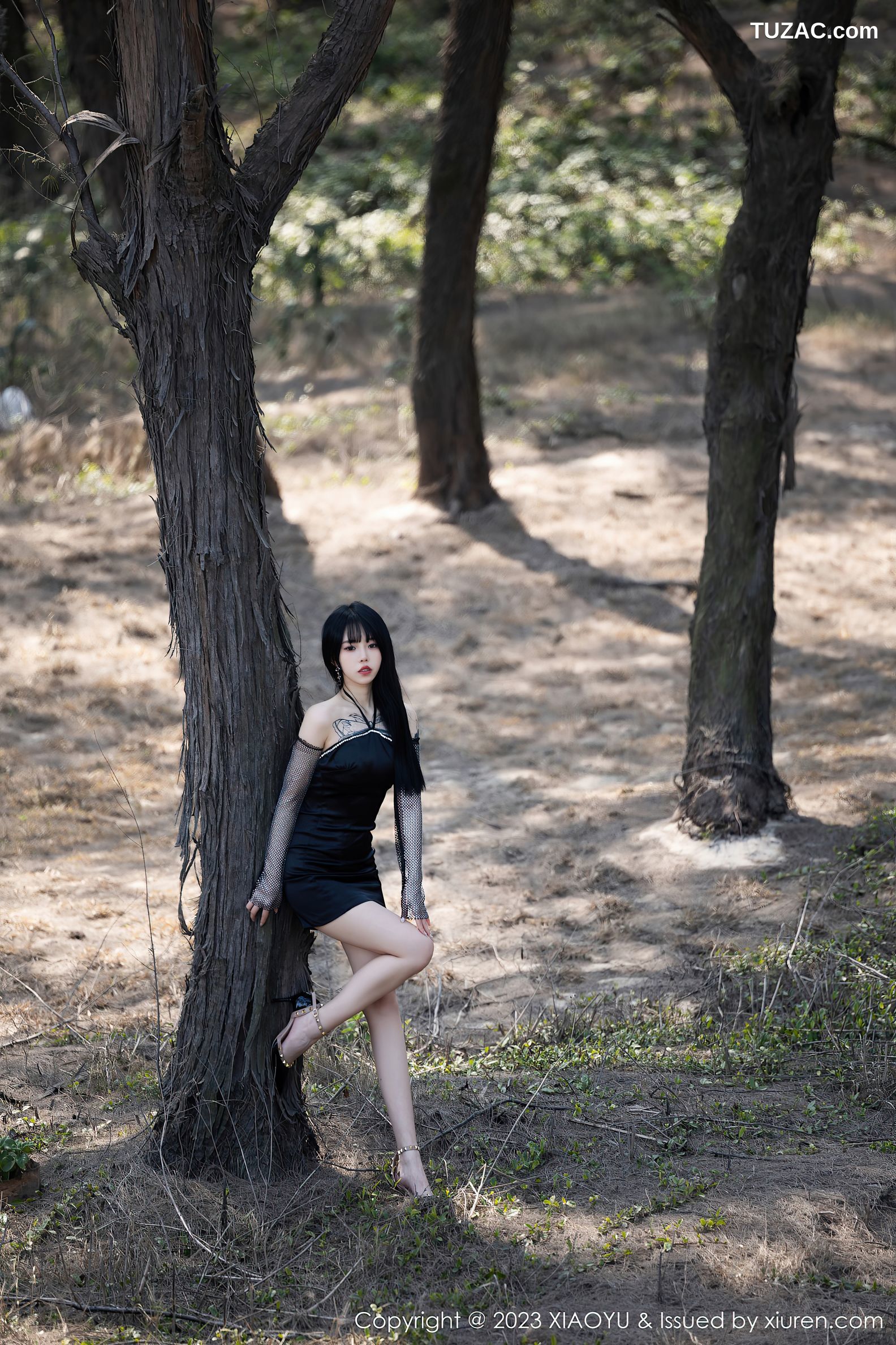XiaoYu语画界-1006-奶瓶-黑连衣短裙蓝色蕾丝内衣-2023.04.13