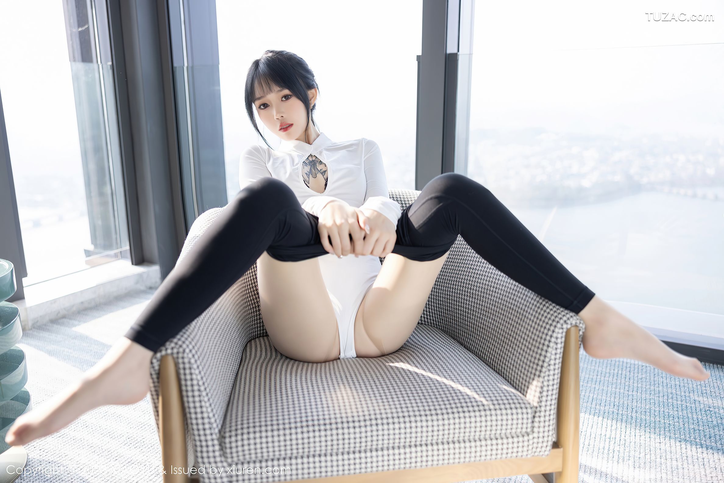 XiaoYu语画界-1006-奶瓶-黑连衣短裙蓝色蕾丝内衣-2023.04.13