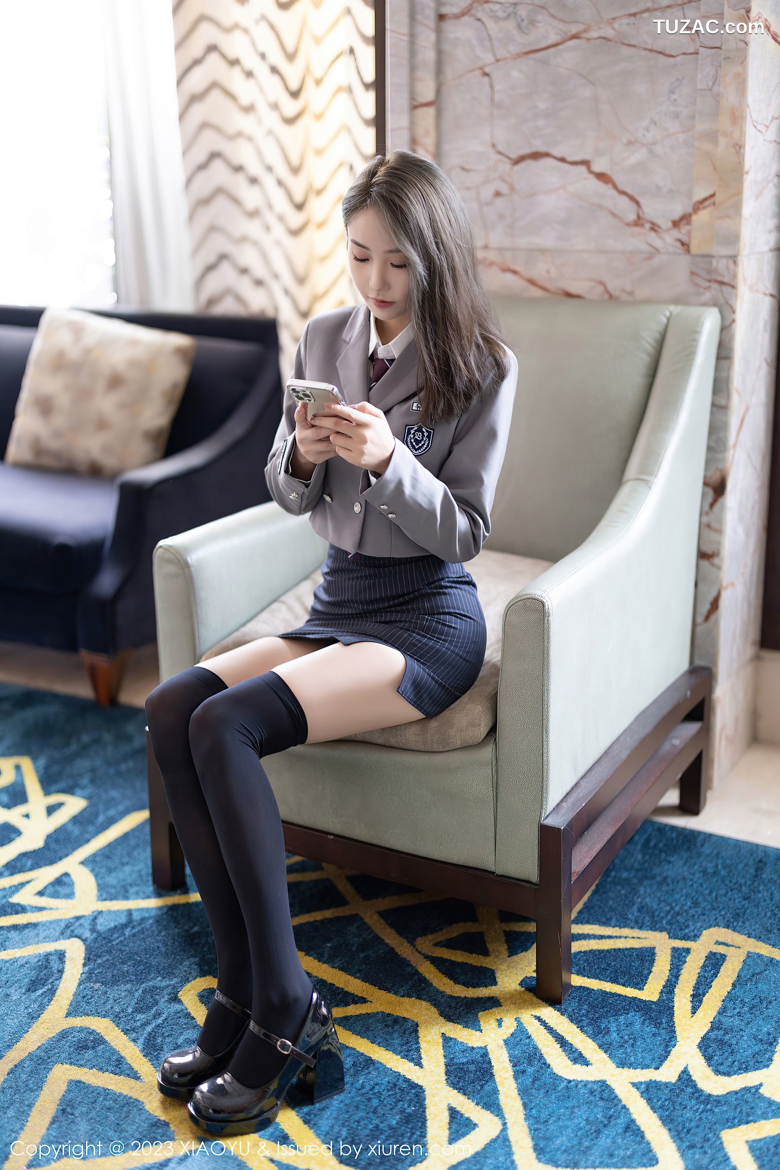 XiaoYu语画界-1027-苏苏阿-白衬衫灰衬衫黑短裙黑色长筒袜-2023.05.15