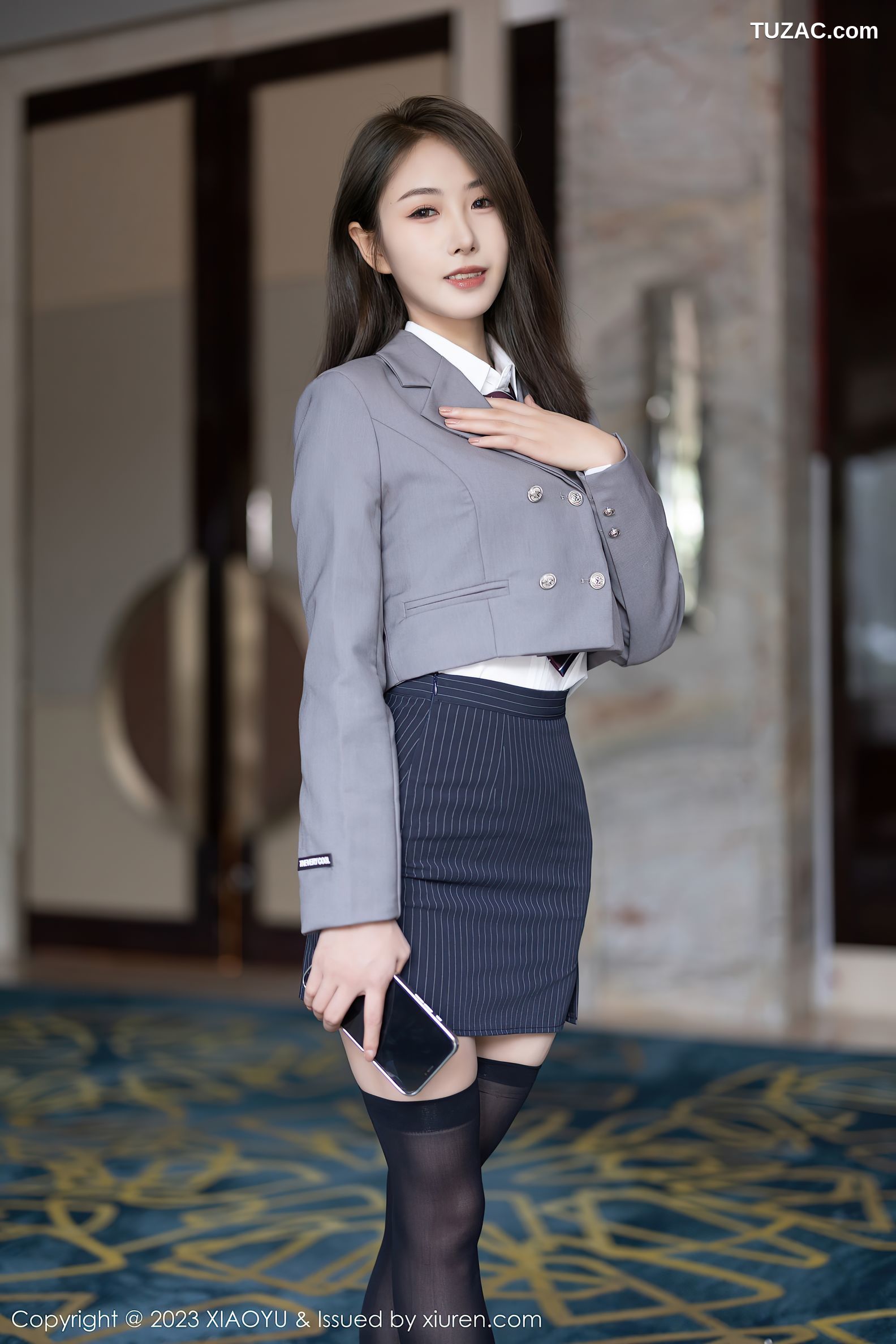 XiaoYu语画界-1027-苏苏阿-白衬衫灰衬衫黑短裙黑色长筒袜-2023.05.15