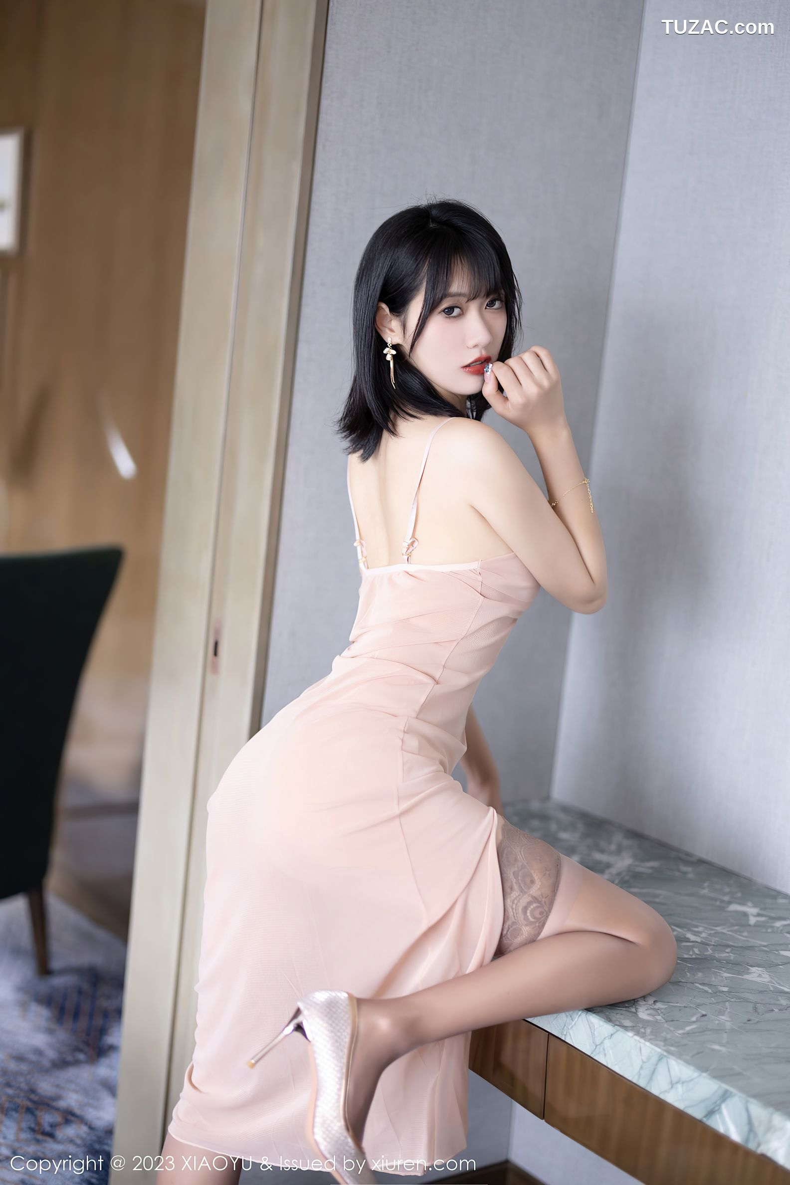 XiaoYu语画界-1028-林子遥-淡粉轻透吊带连衣长裙真空肉丝-2023.05.16